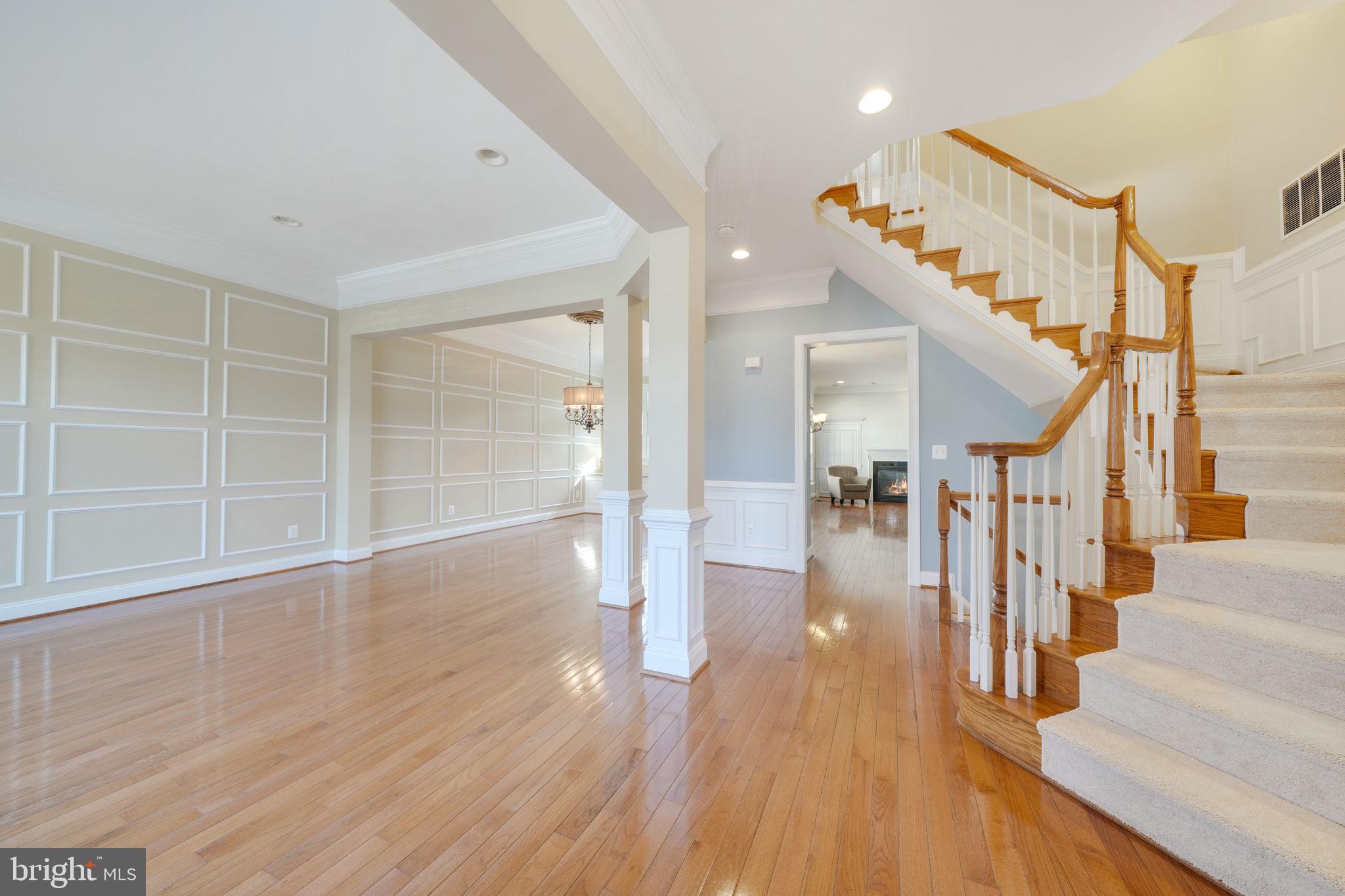 LANSDOWNE ON THE POTOMAC - Residential