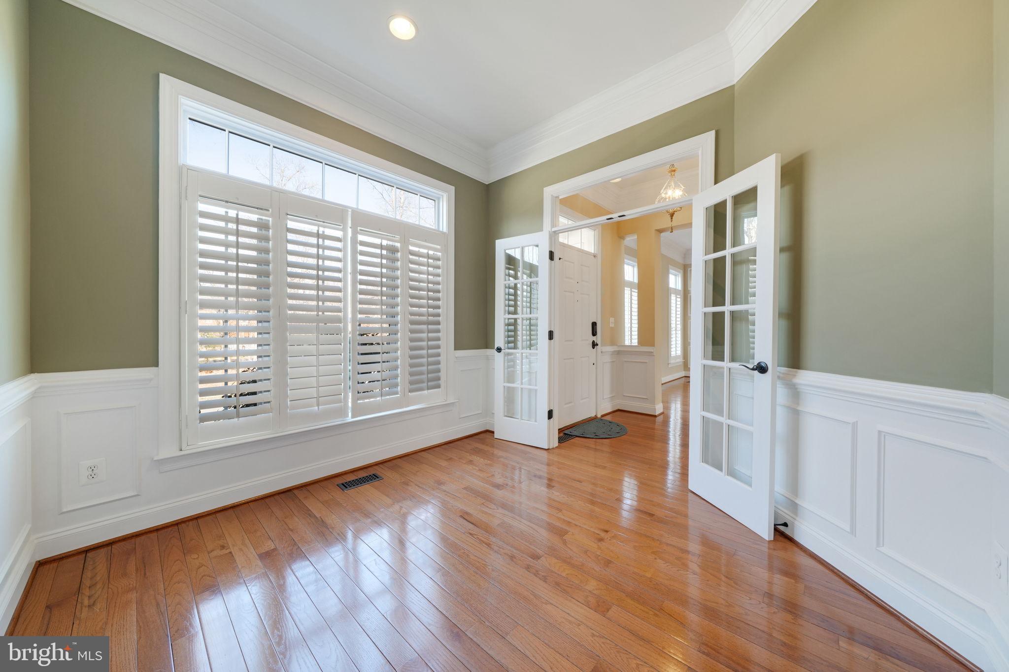 LANSDOWNE ON THE POTOMAC - Residential