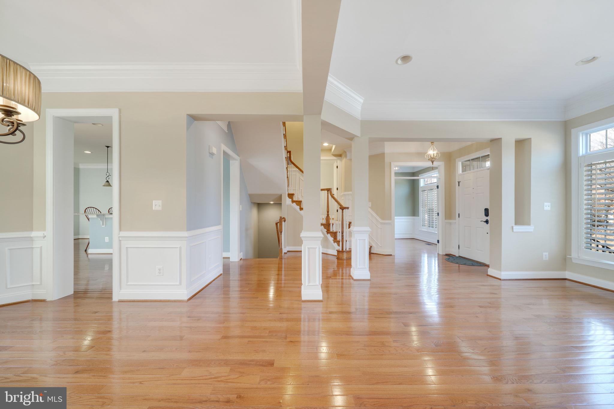 LANSDOWNE ON THE POTOMAC - Residential