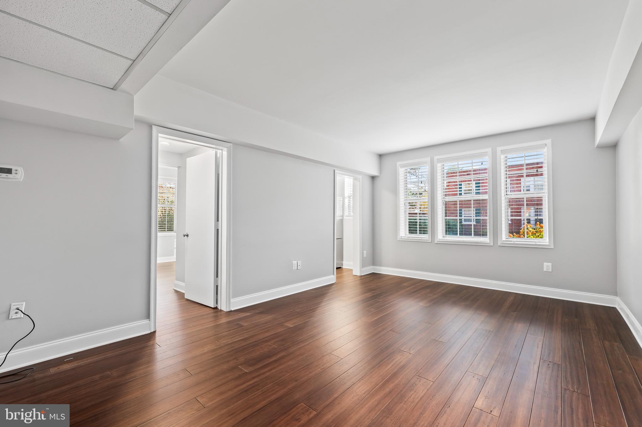 1801 QUEENS LANE 2-134