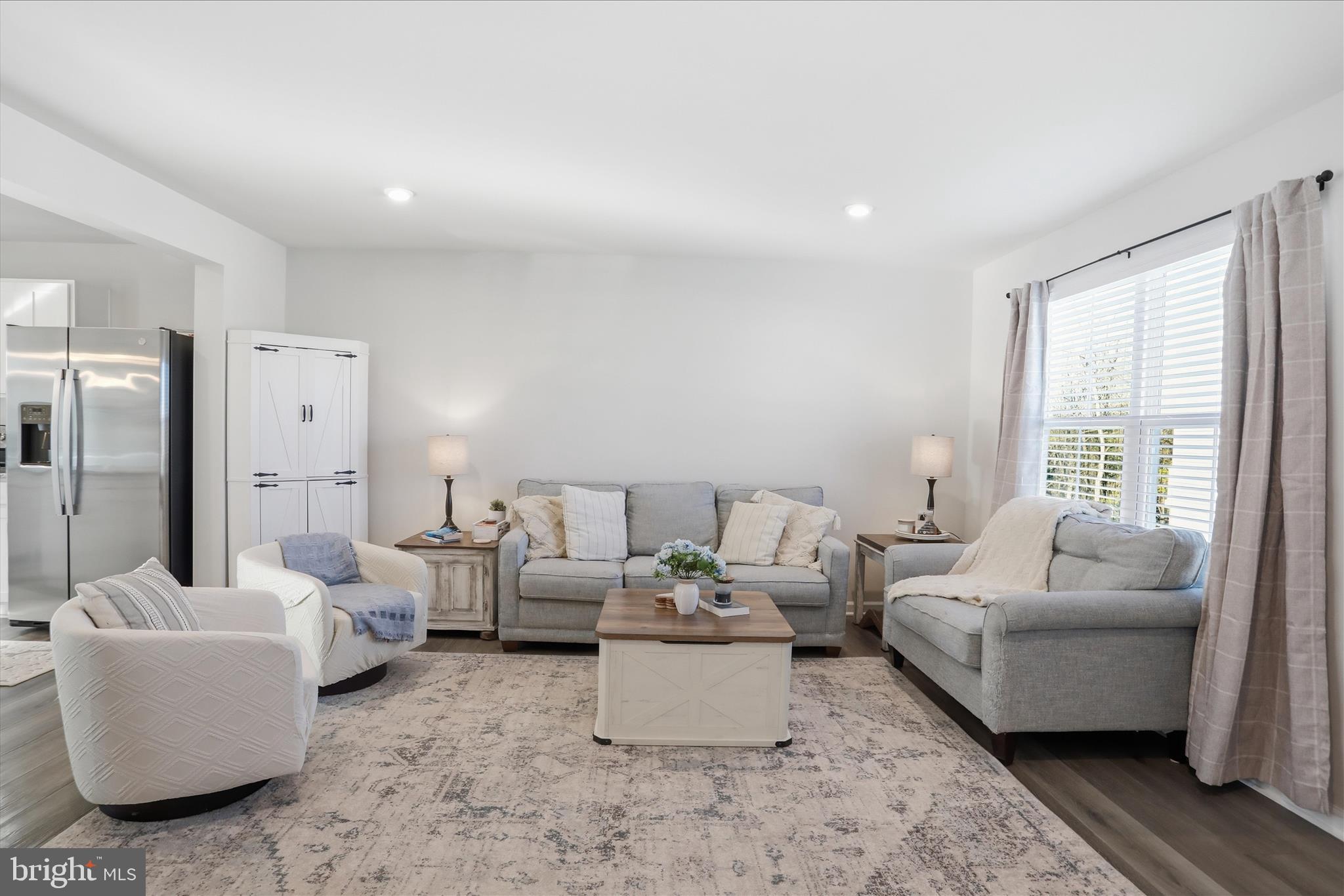 ENFIELD KNOLLS - Residential