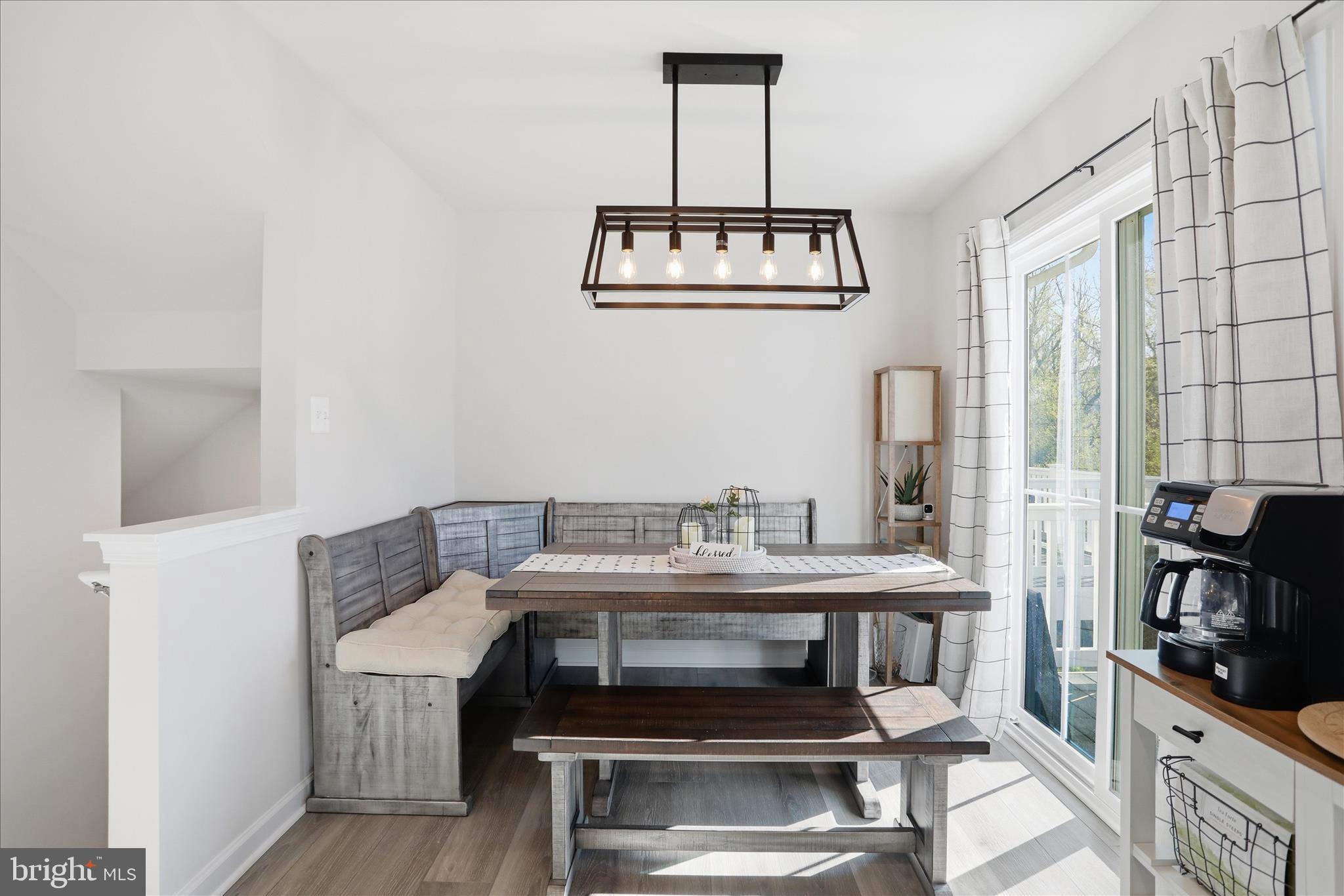 ENFIELD KNOLLS - Residential