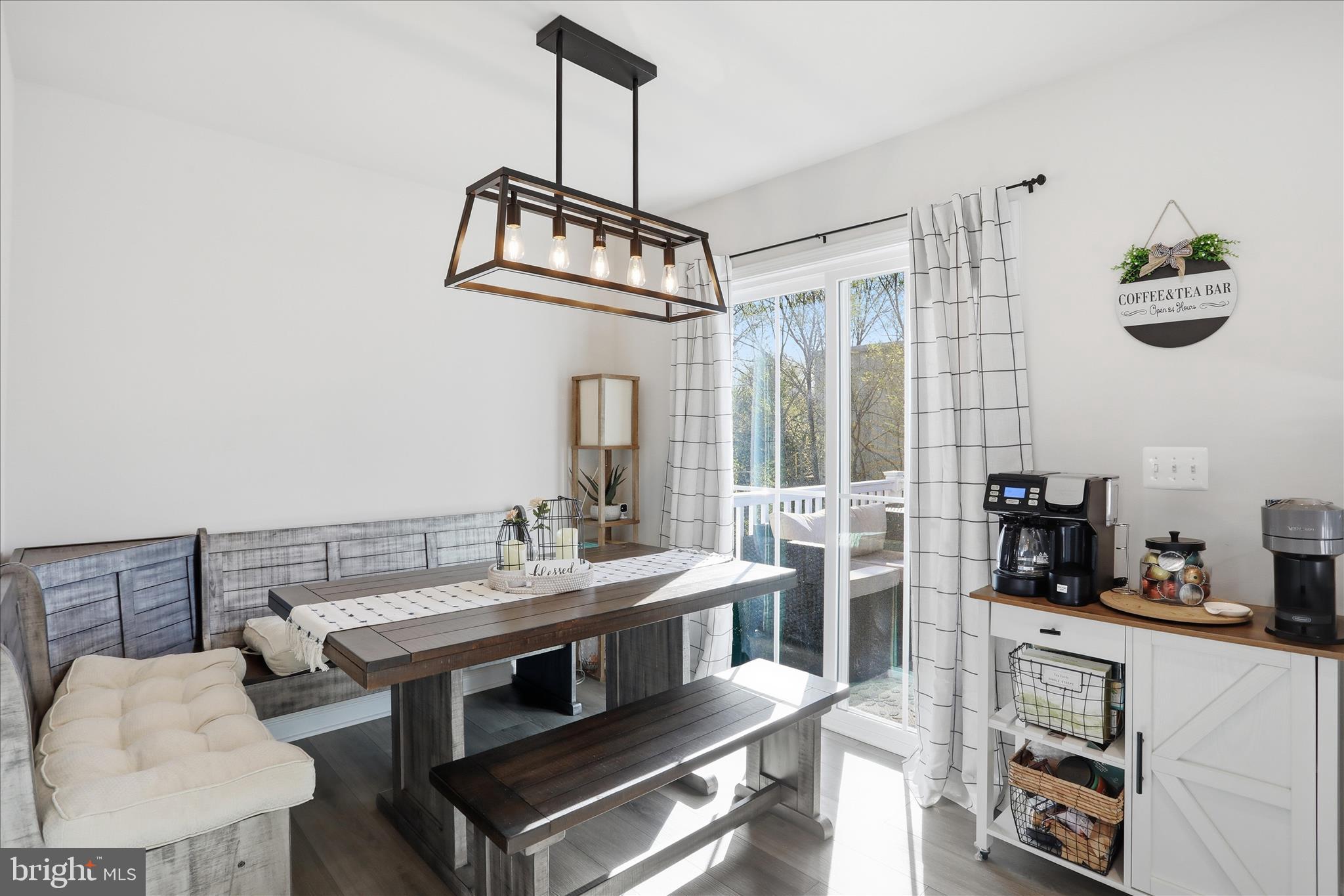 ENFIELD KNOLLS - Residential