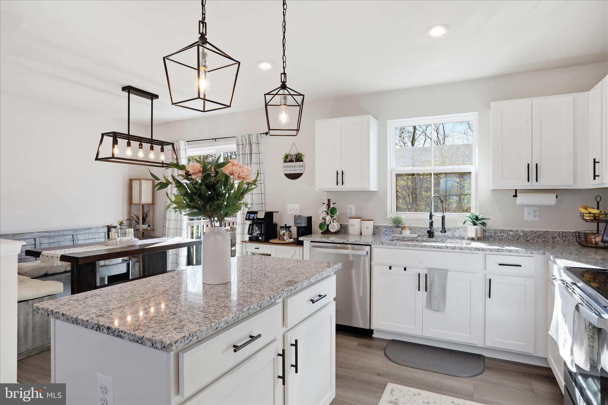 ENFIELD KNOLLS - Residential