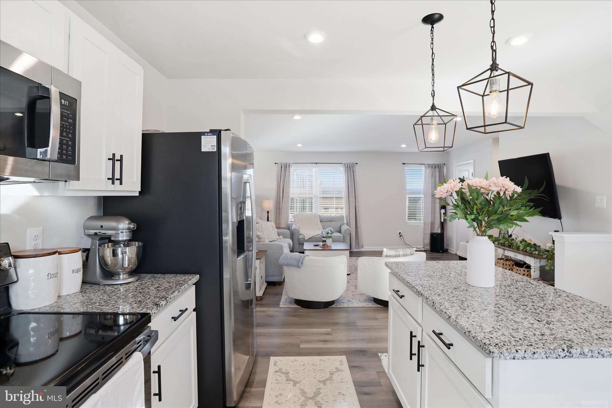 ENFIELD KNOLLS - Residential