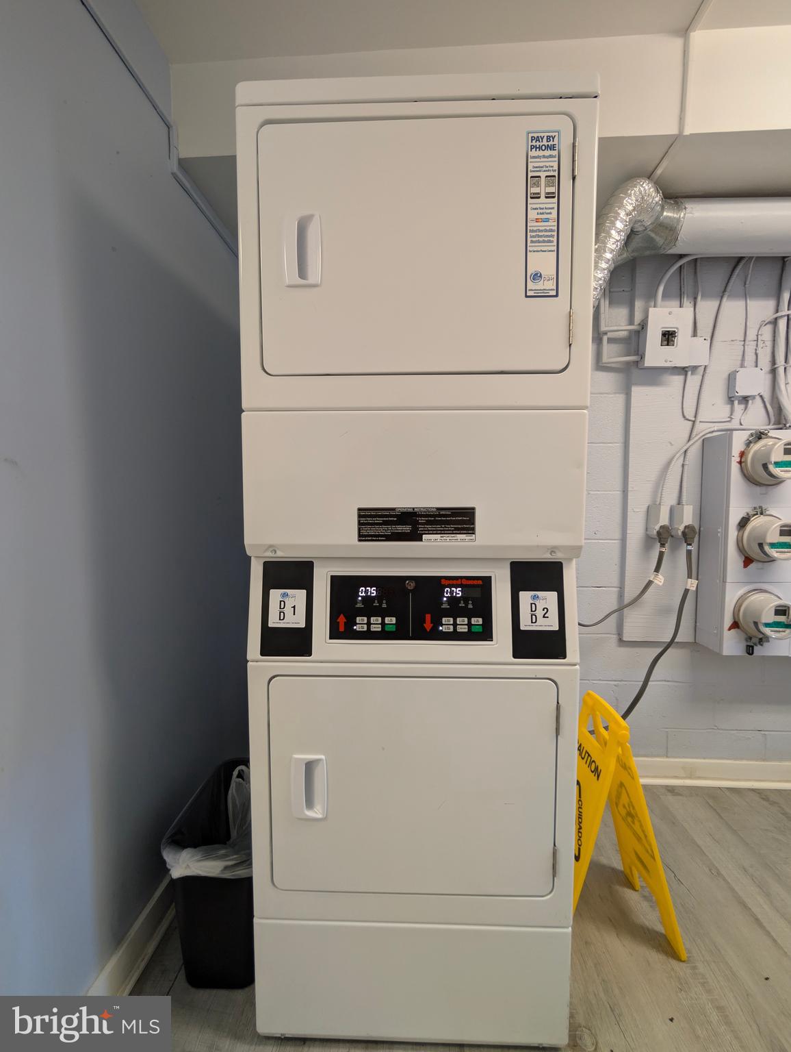 HUNTINGTON WALK - Residential Lease