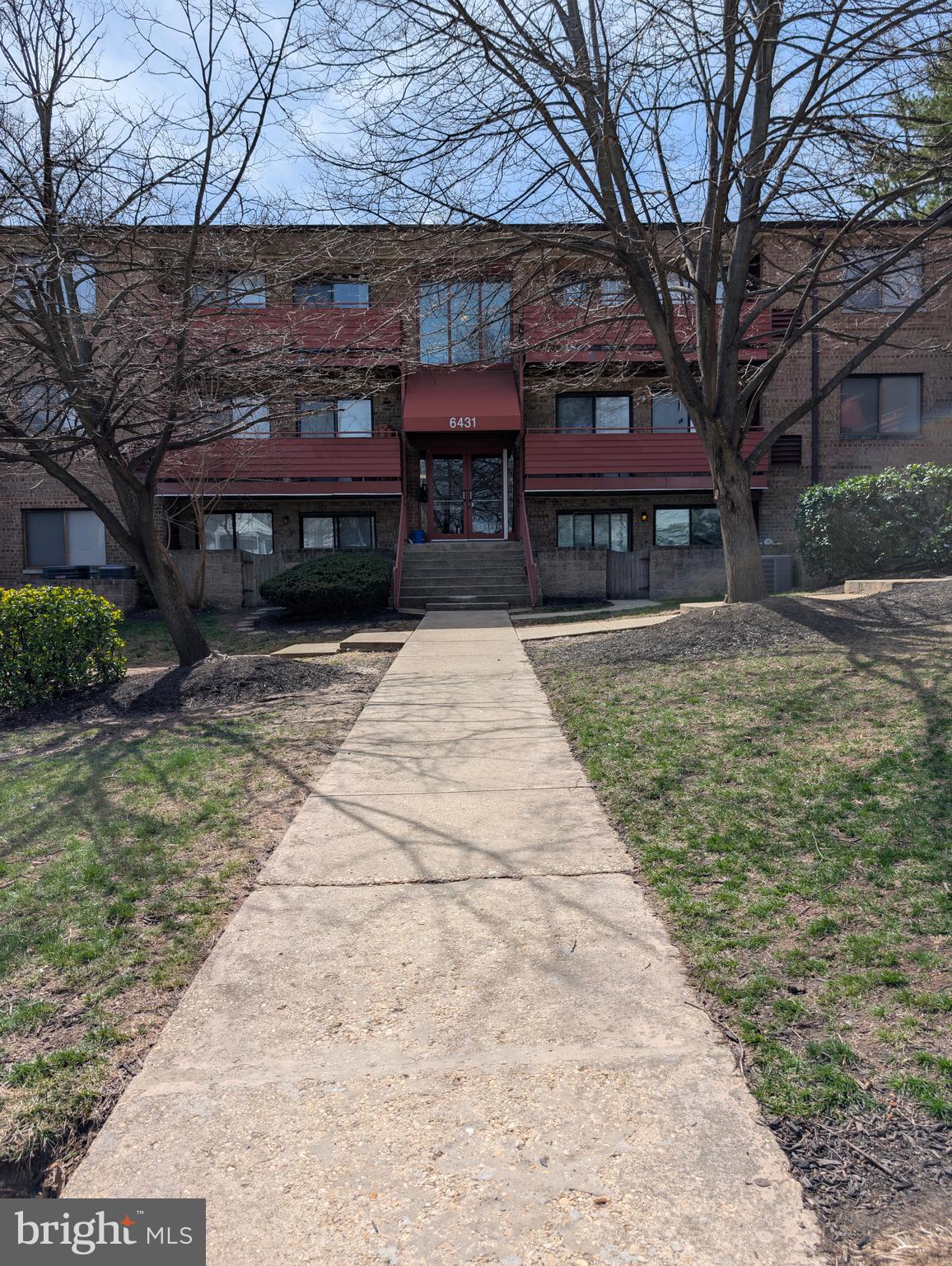 HUNTINGTON WALK - Residential Lease