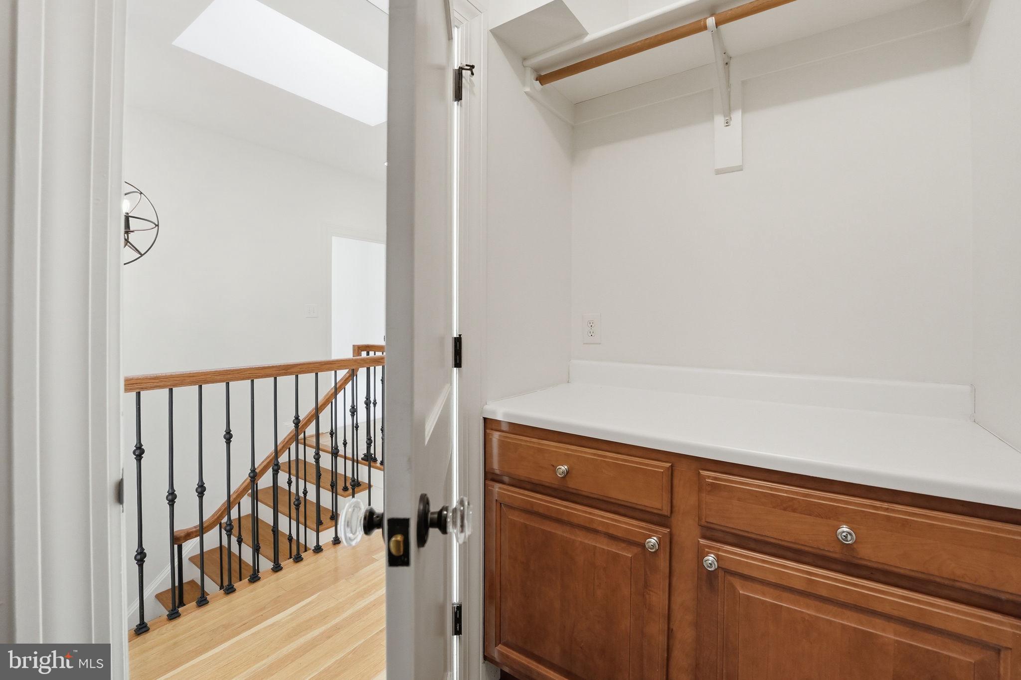 LYON VILLAGE - Residential