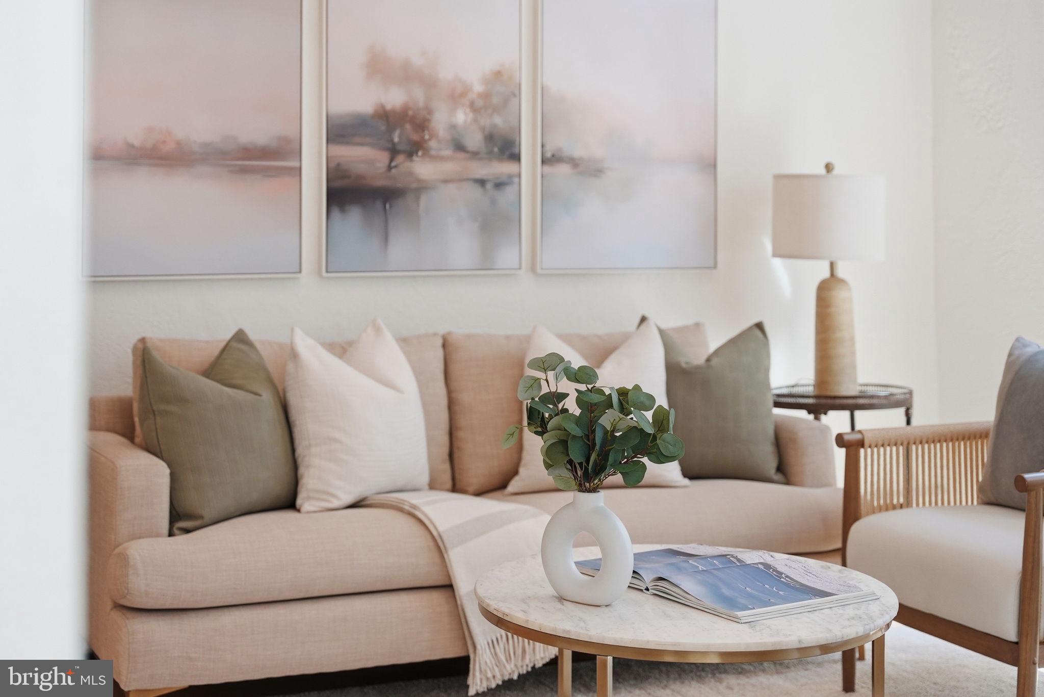 LYON VILLAGE - Residential