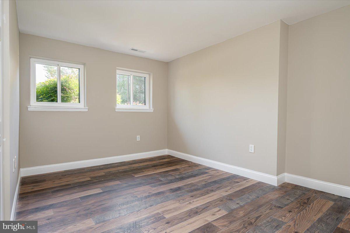 ROCKLAND RUN - Residential