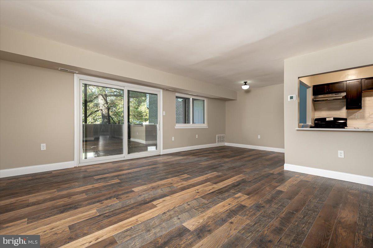 ROCKLAND RUN - Residential