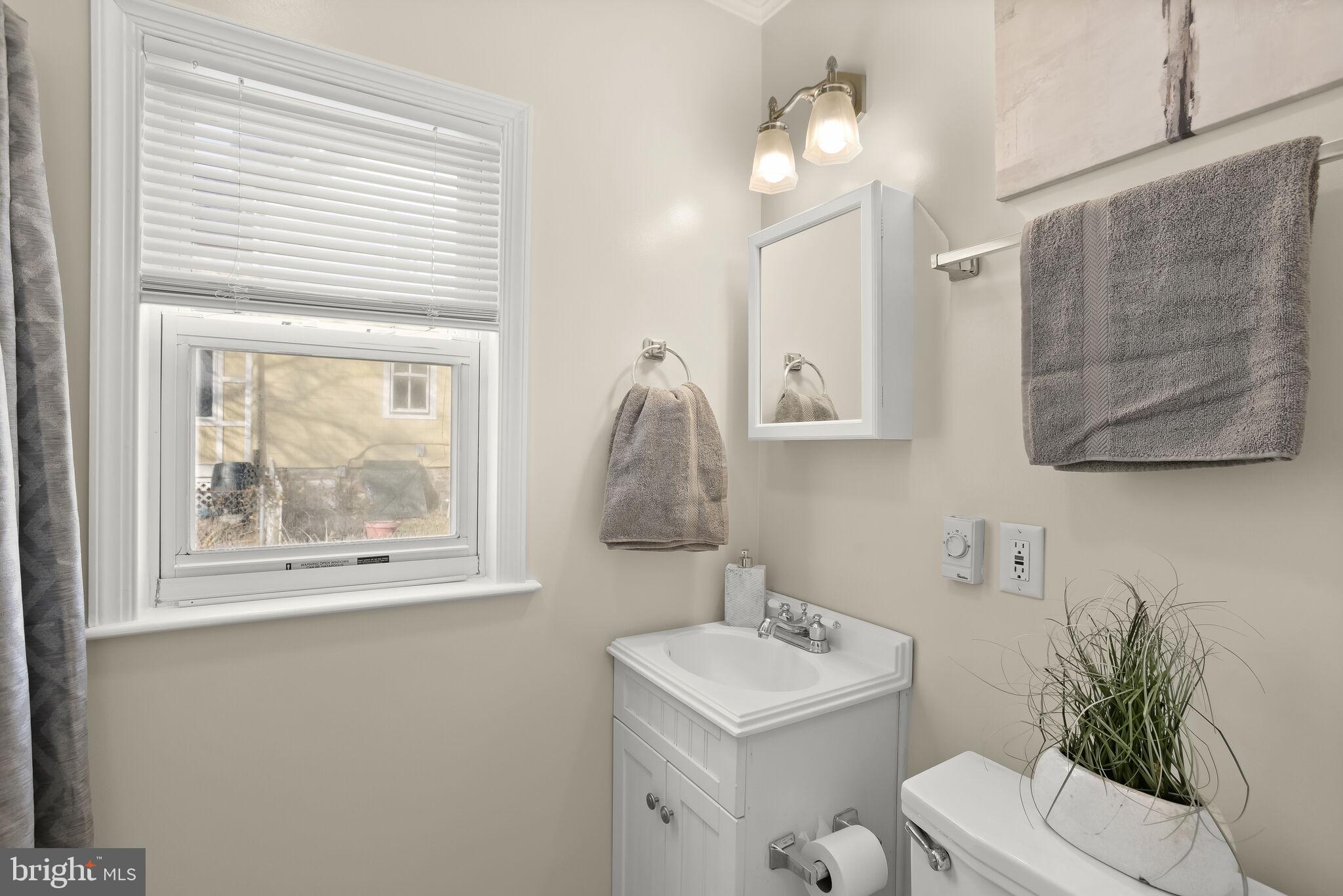 LAUREL - Residential