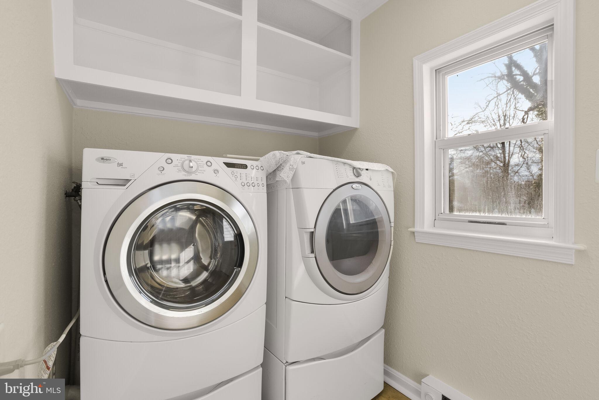 LAUREL - Residential