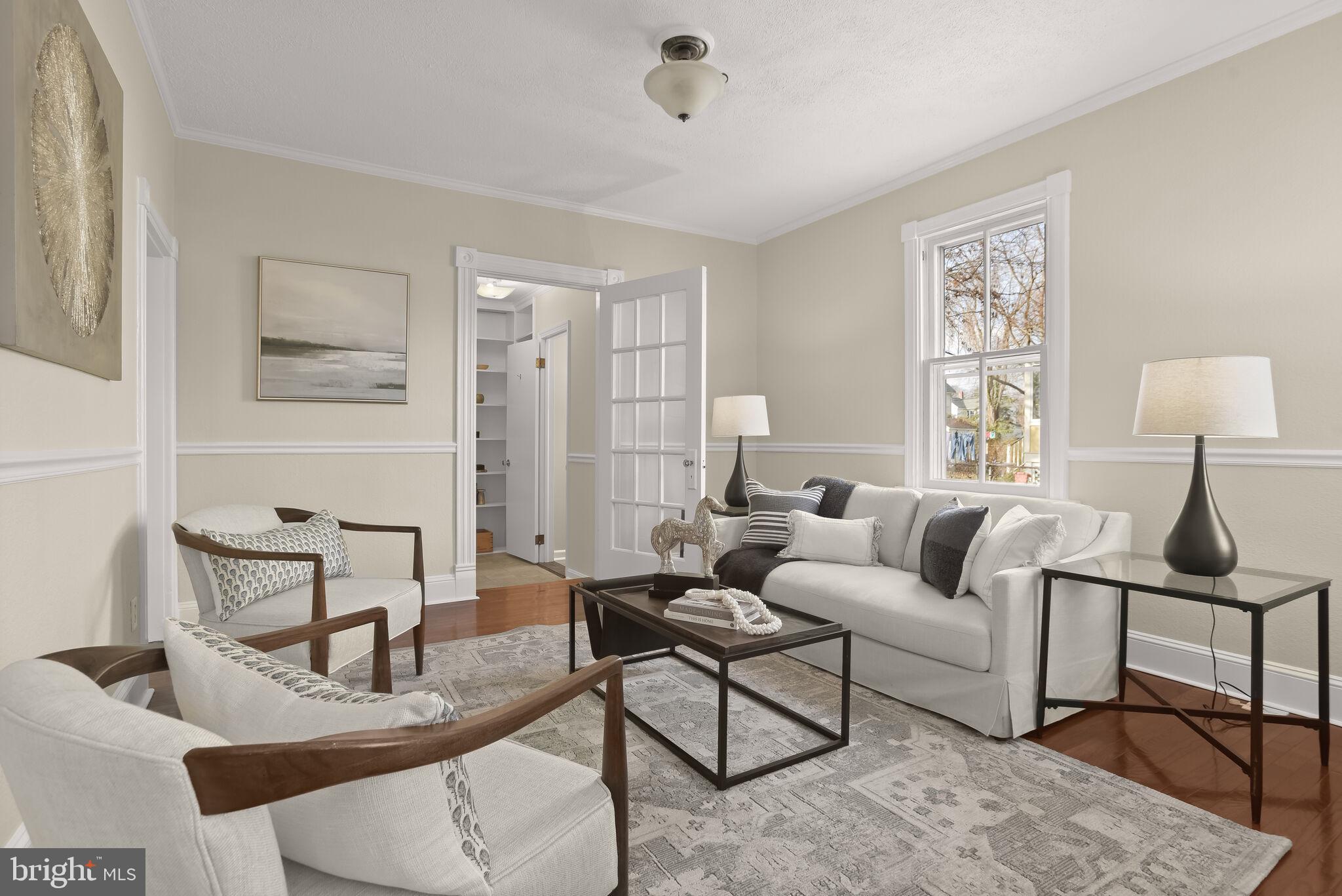 LAUREL - Residential