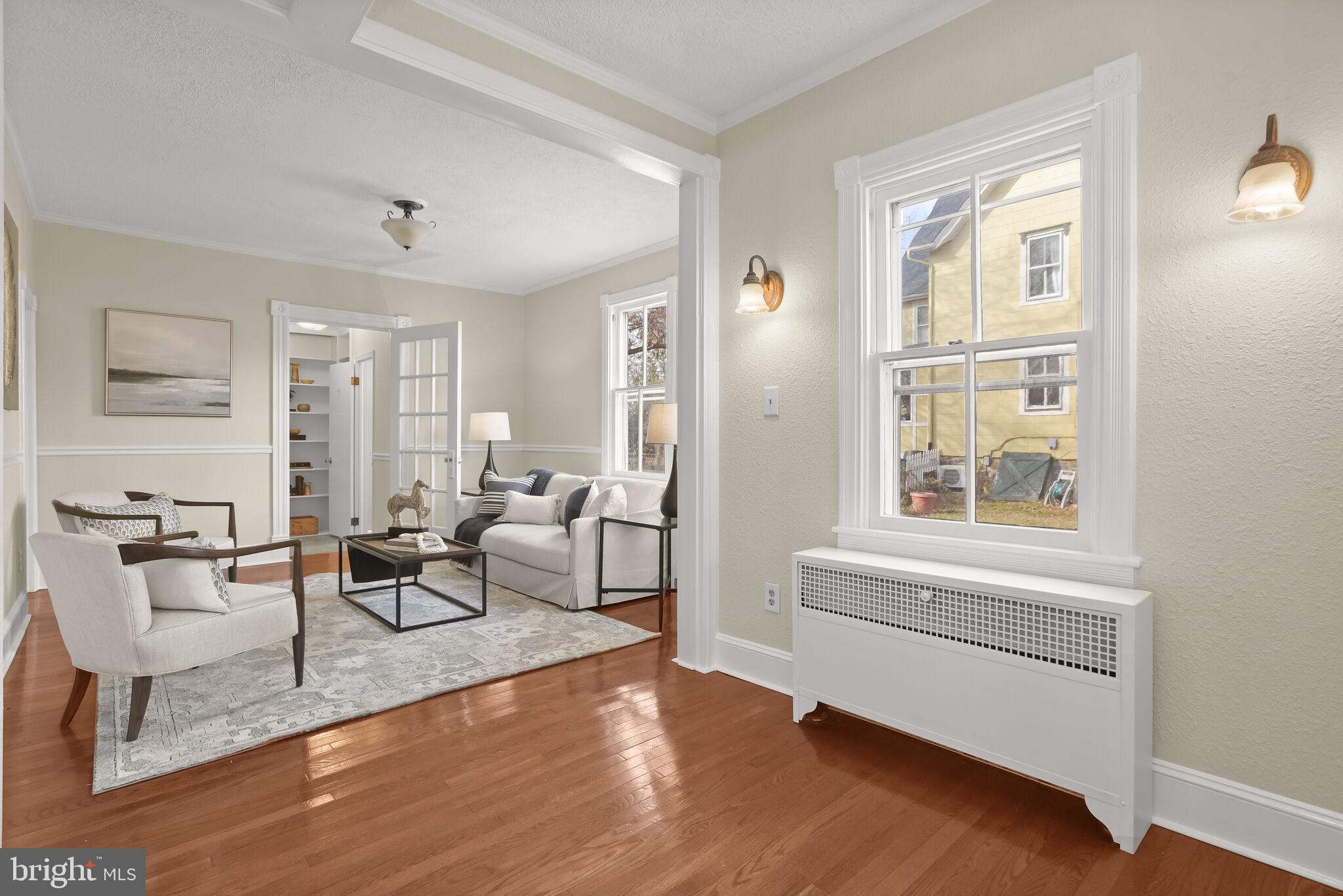 LAUREL - Residential