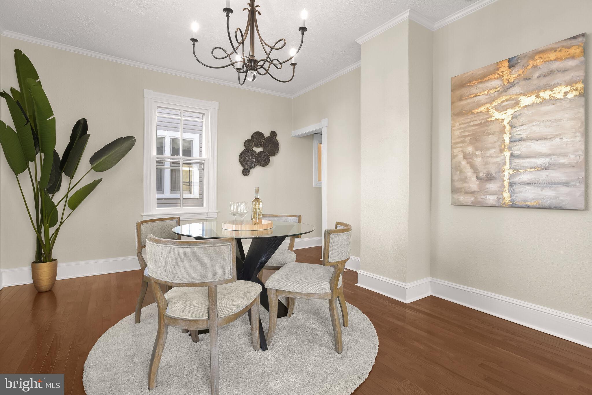 LAUREL - Residential