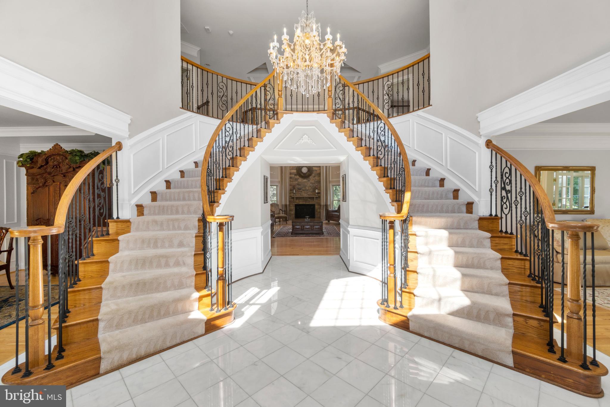 CEDAR CREST - Residential