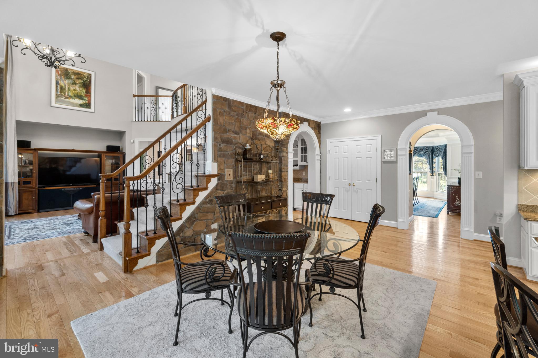 CEDAR CREST - Residential