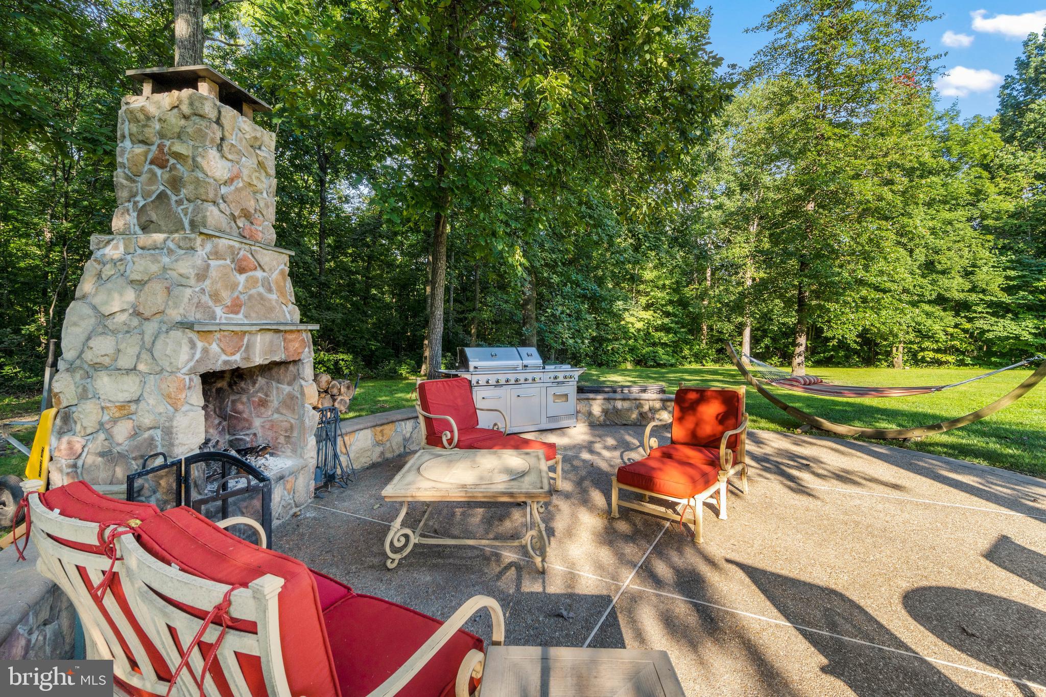 CEDAR CREST - Residential