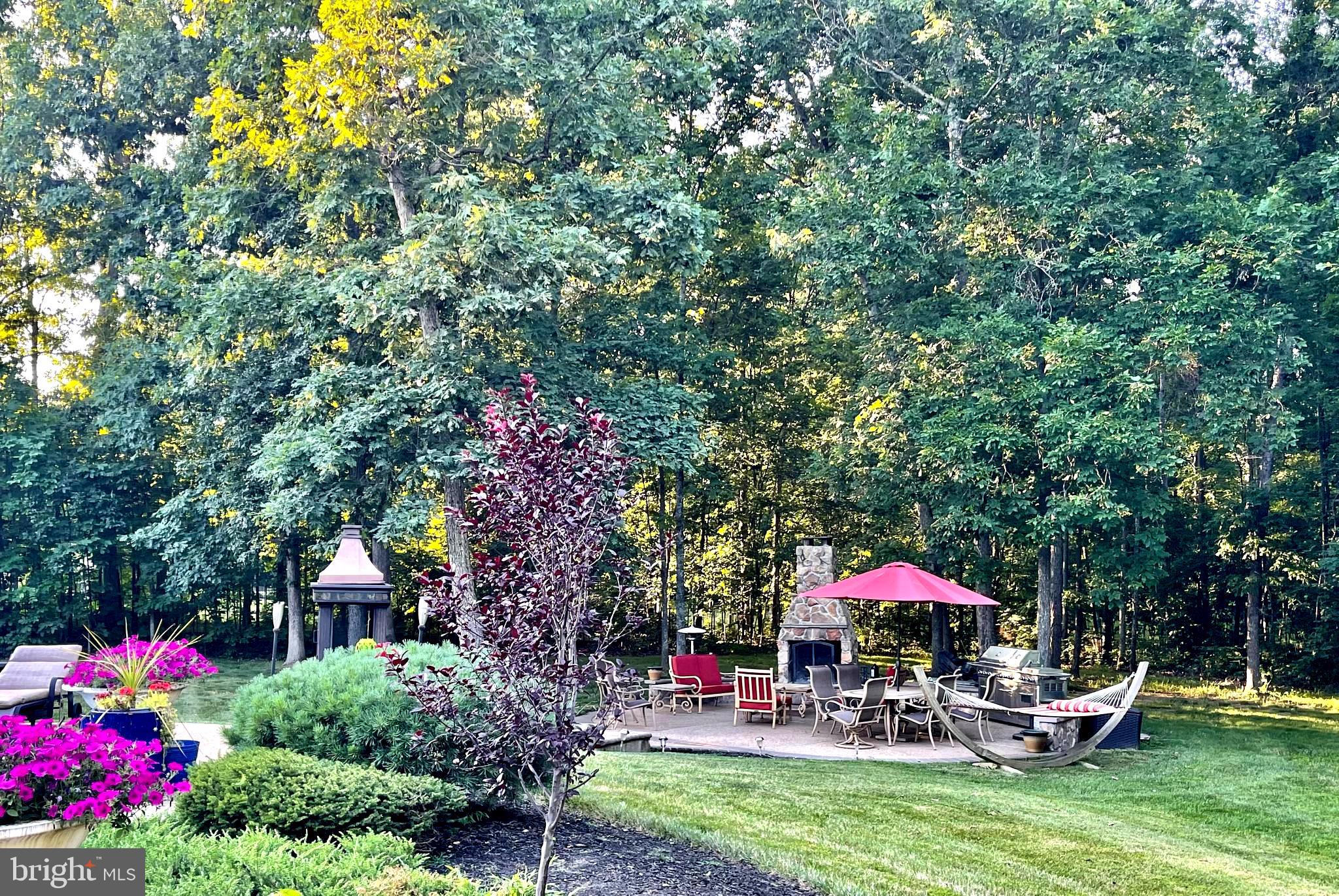 CEDAR CREST - Residential