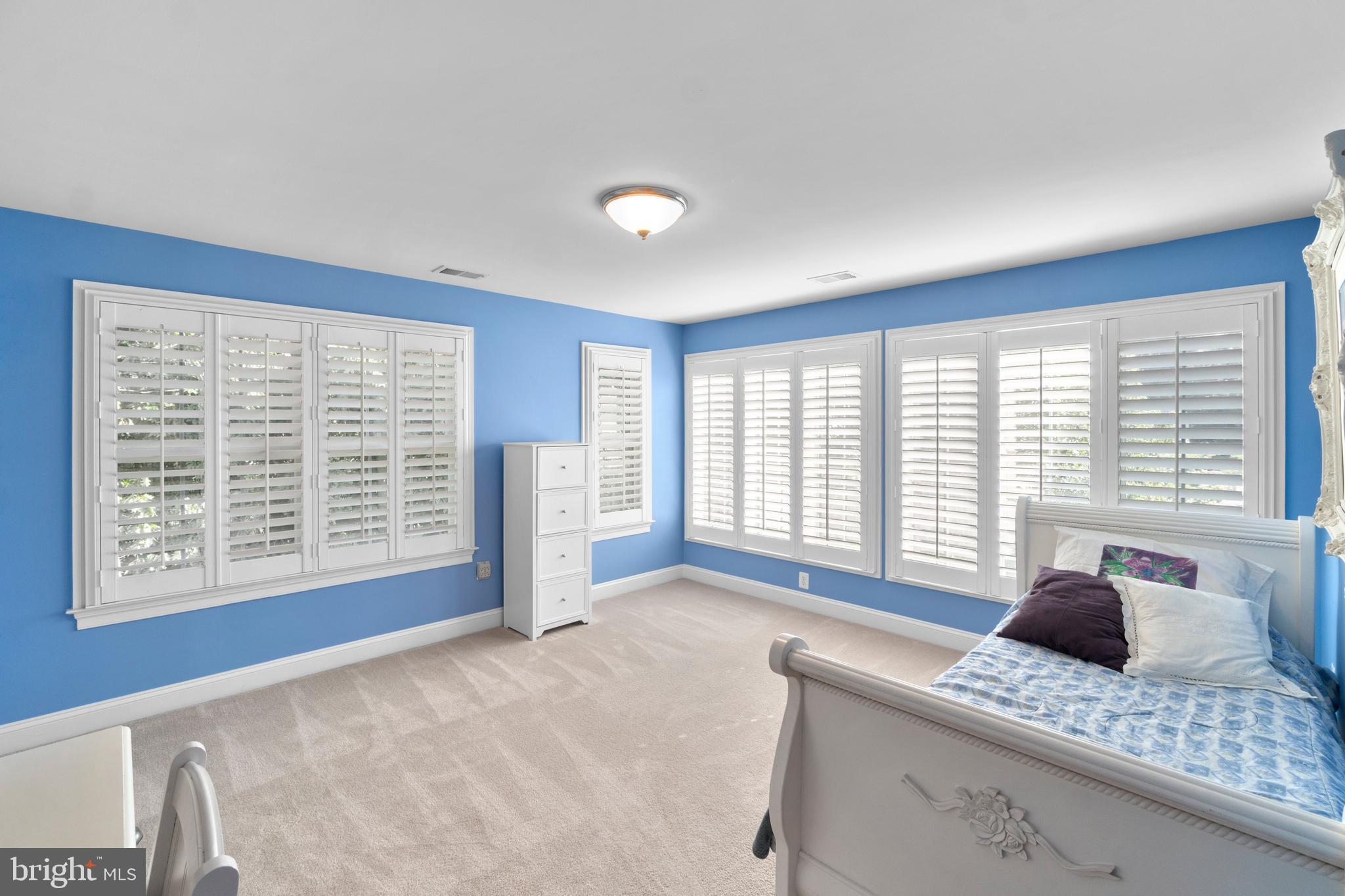 CEDAR CREST - Residential