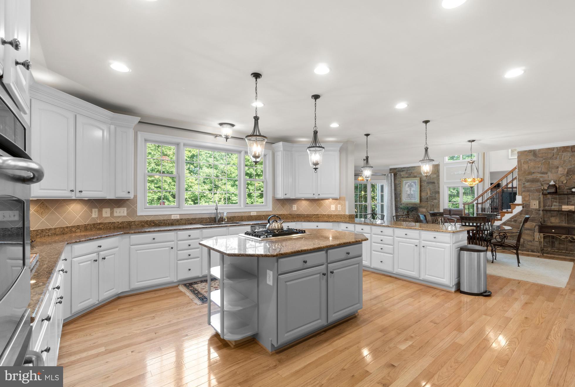 CEDAR CREST - Residential