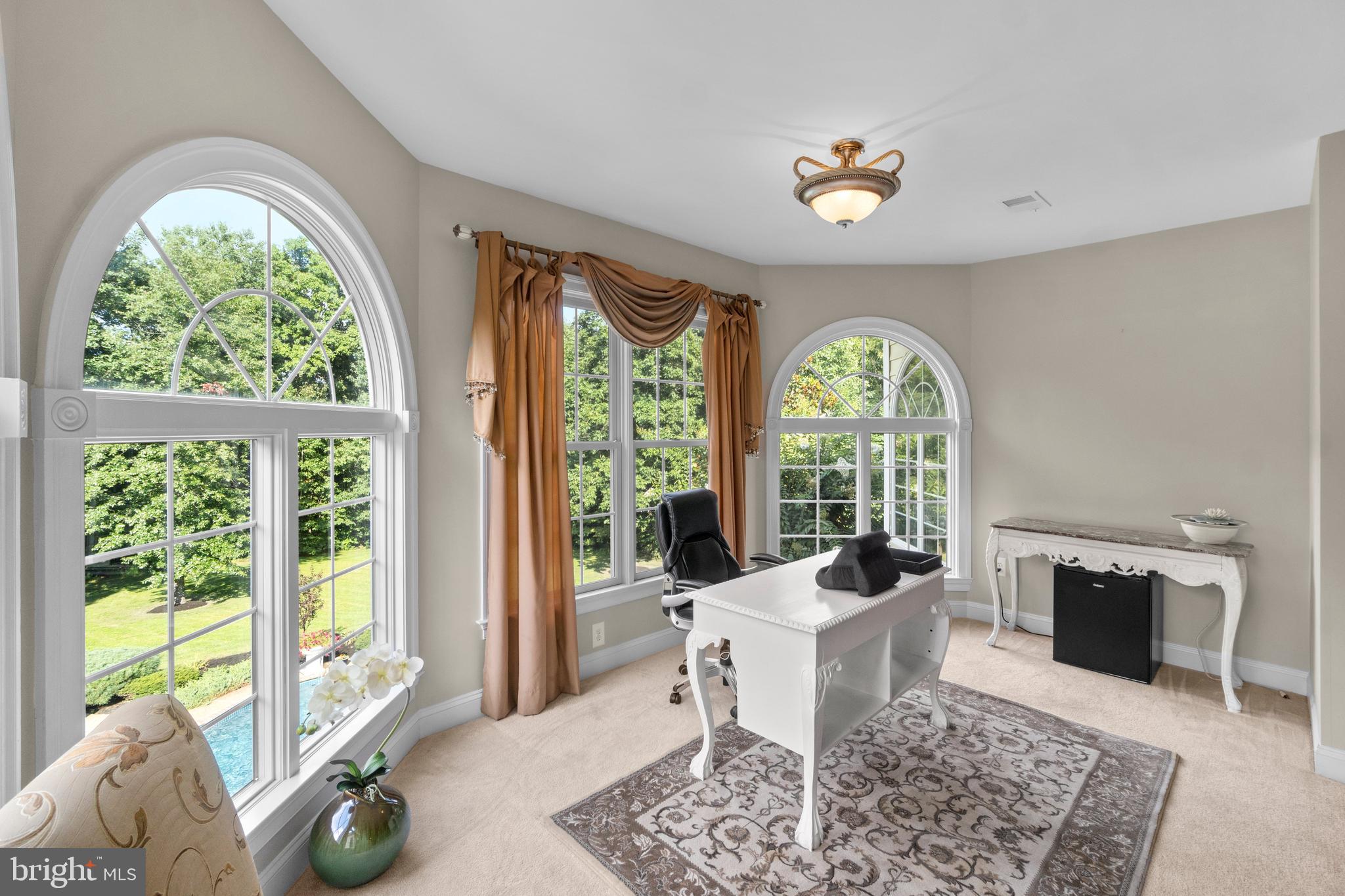 CEDAR CREST - Residential