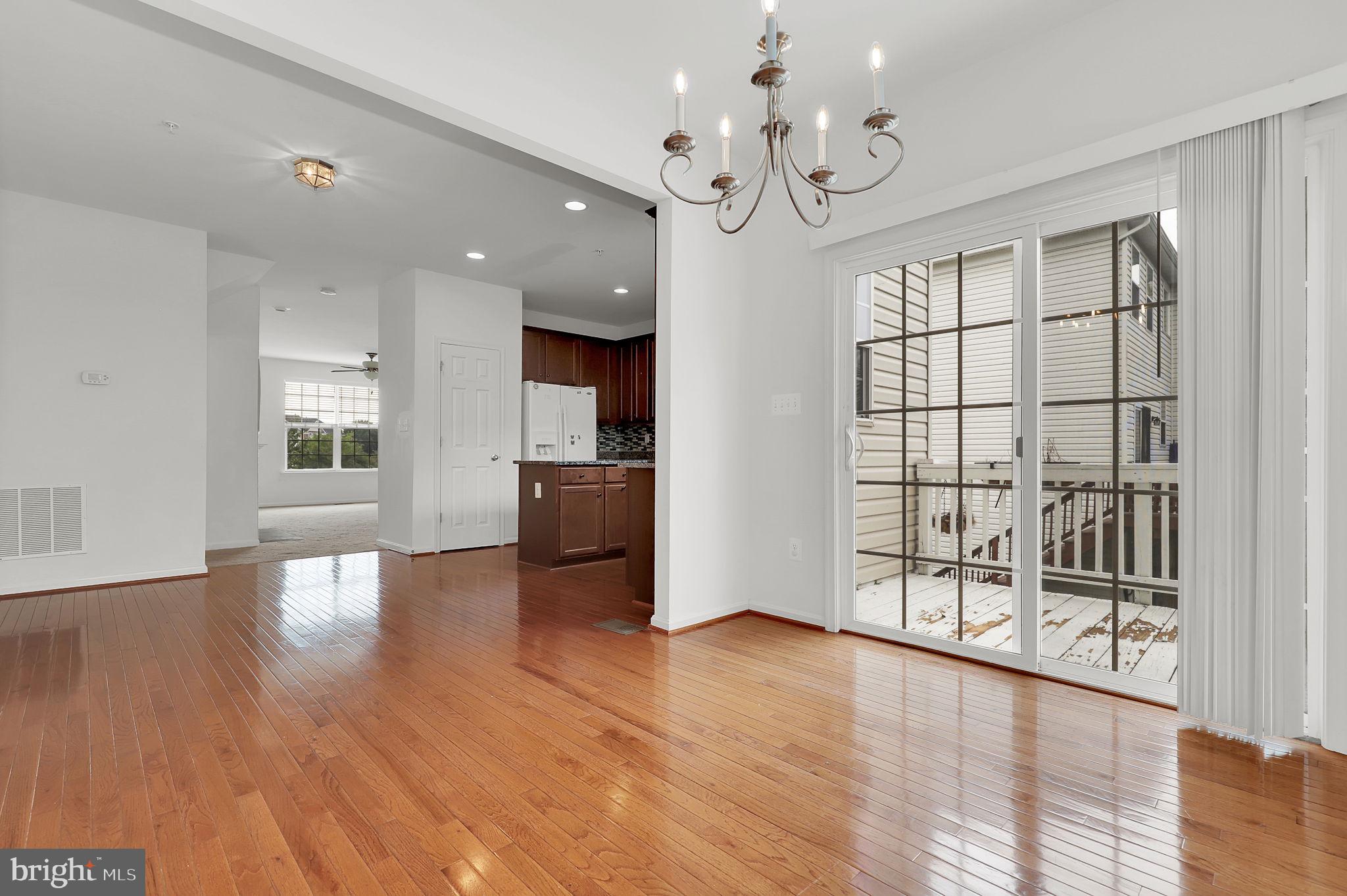 BALLENGER CREEK CENTER POND - Residential