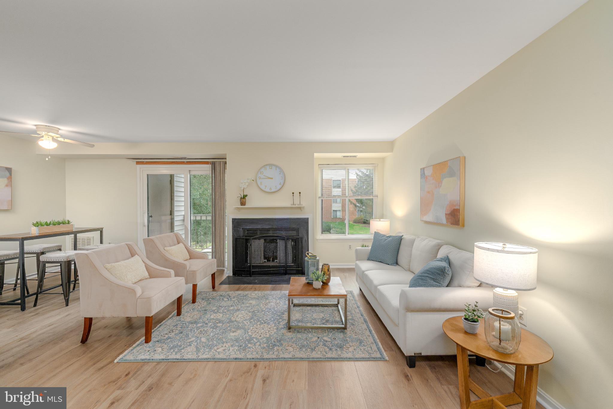 1113 CASTLE HARBOUR WAY 2B