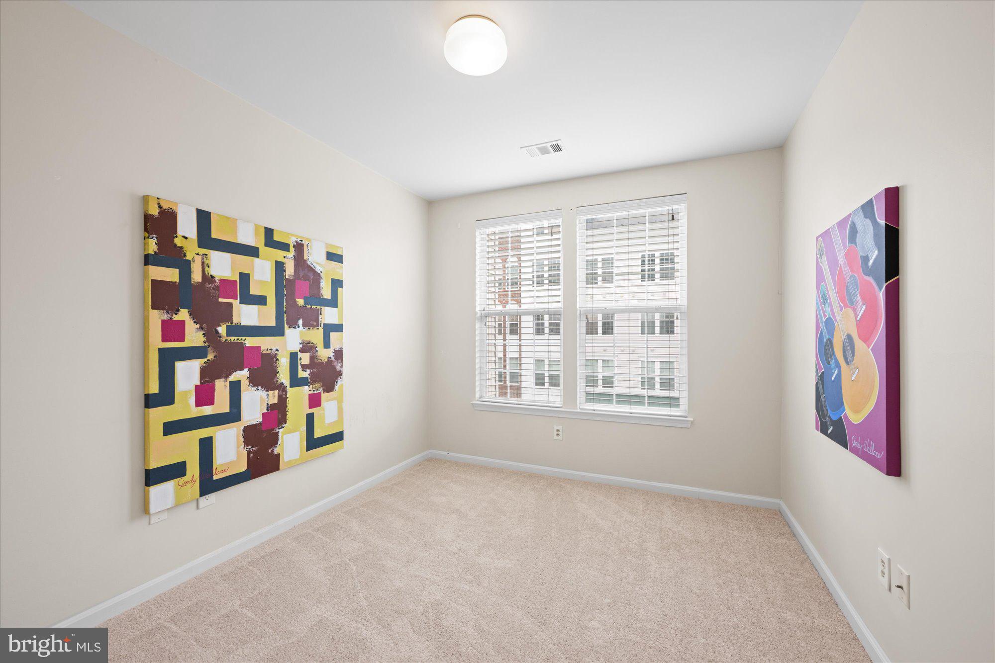 CAMERON STATION - Residential