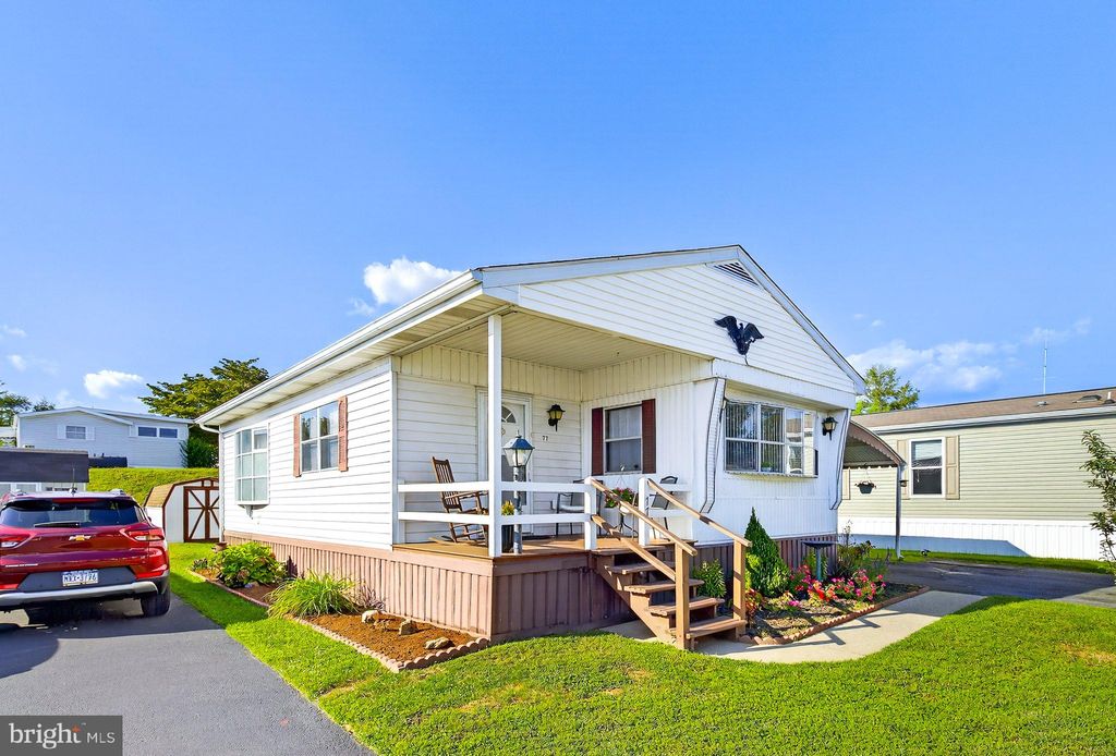 Photo of 77 Ridgewood Manor, MANHEIM, PA 17545 (MLS # PALA2074902)