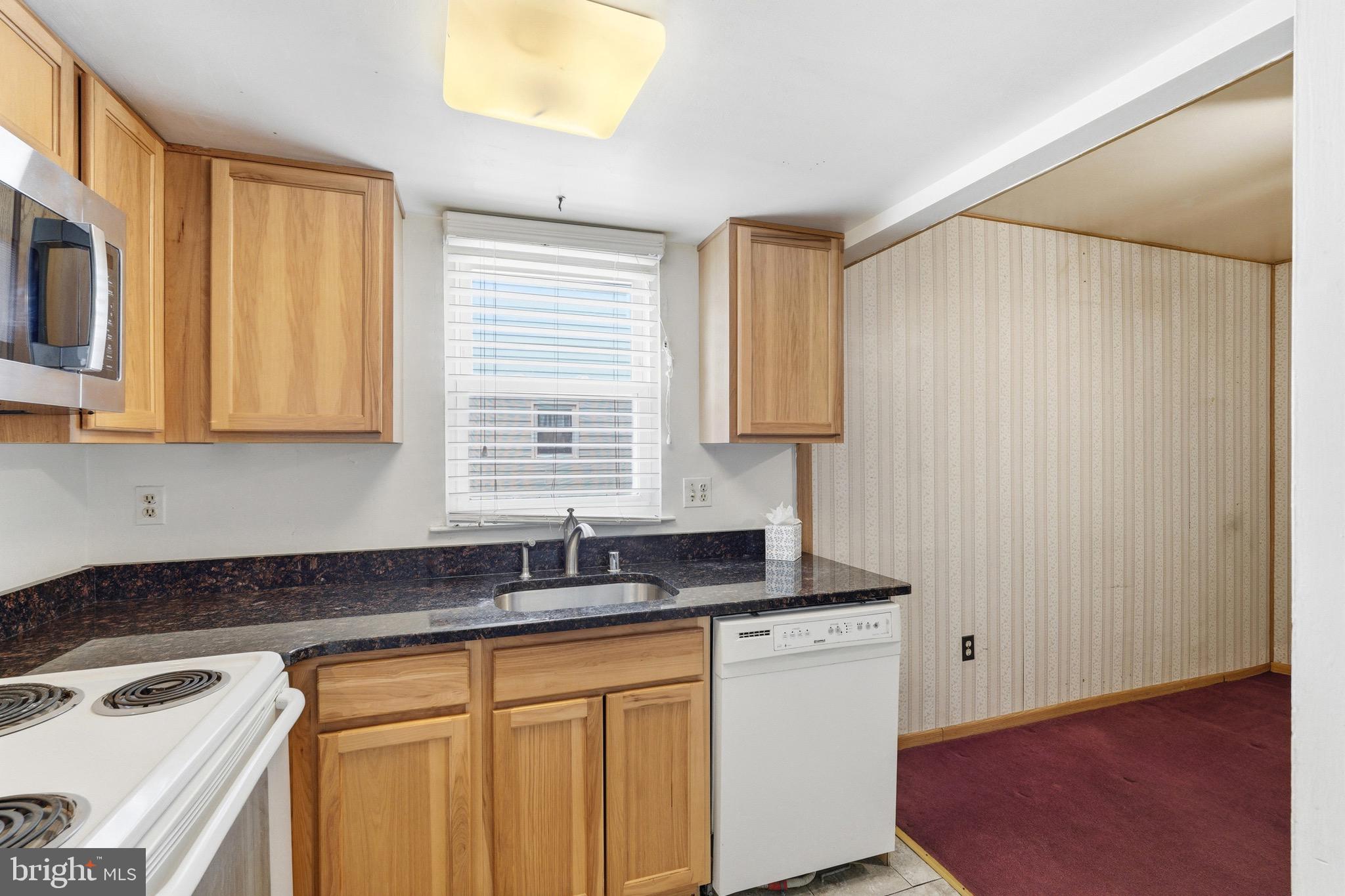 TYLER VILLAGE - Residential