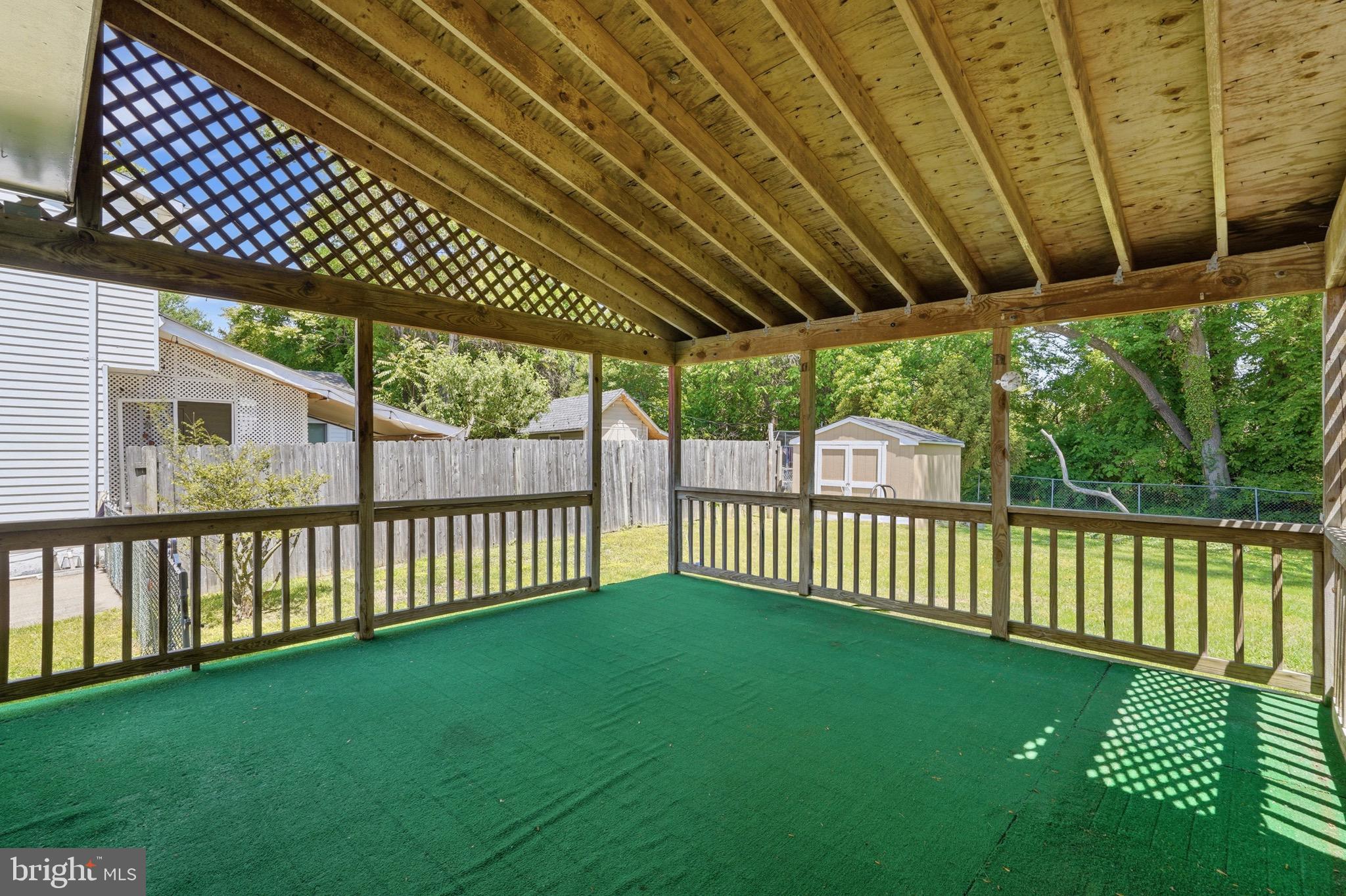 TYLER VILLAGE - Residential