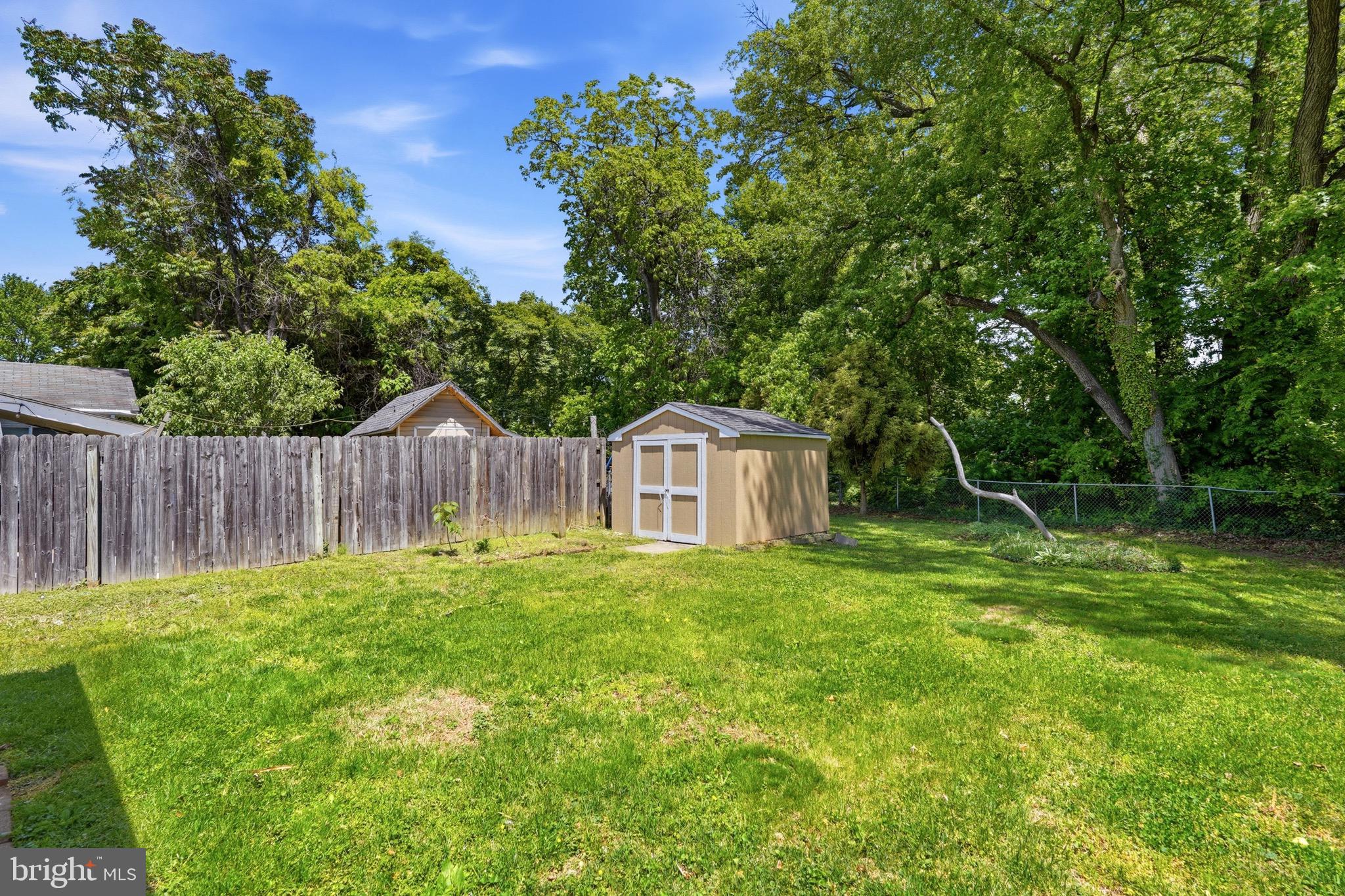TYLER VILLAGE - Residential