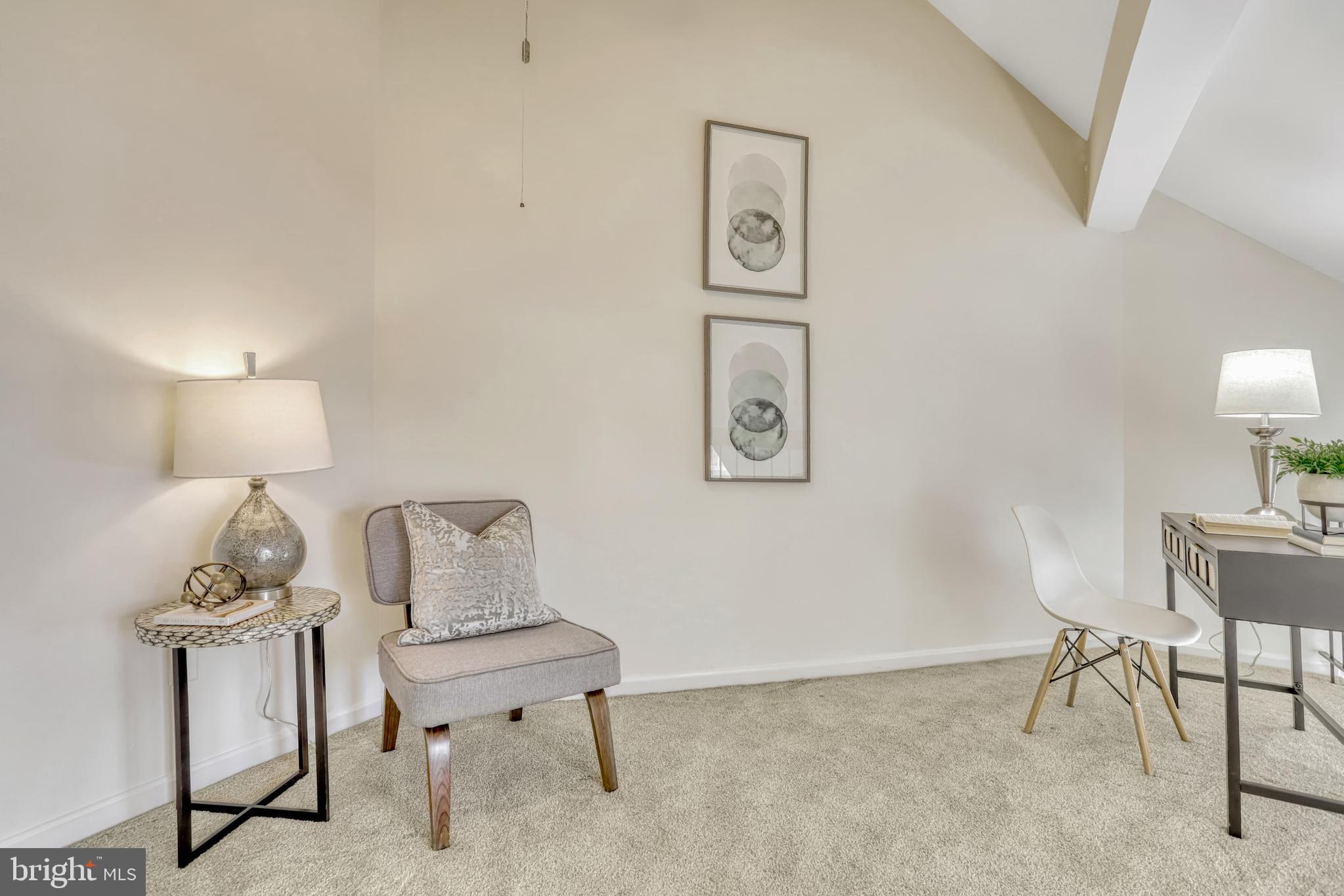 TIERS AT MANCHESTER LAKE - Residential