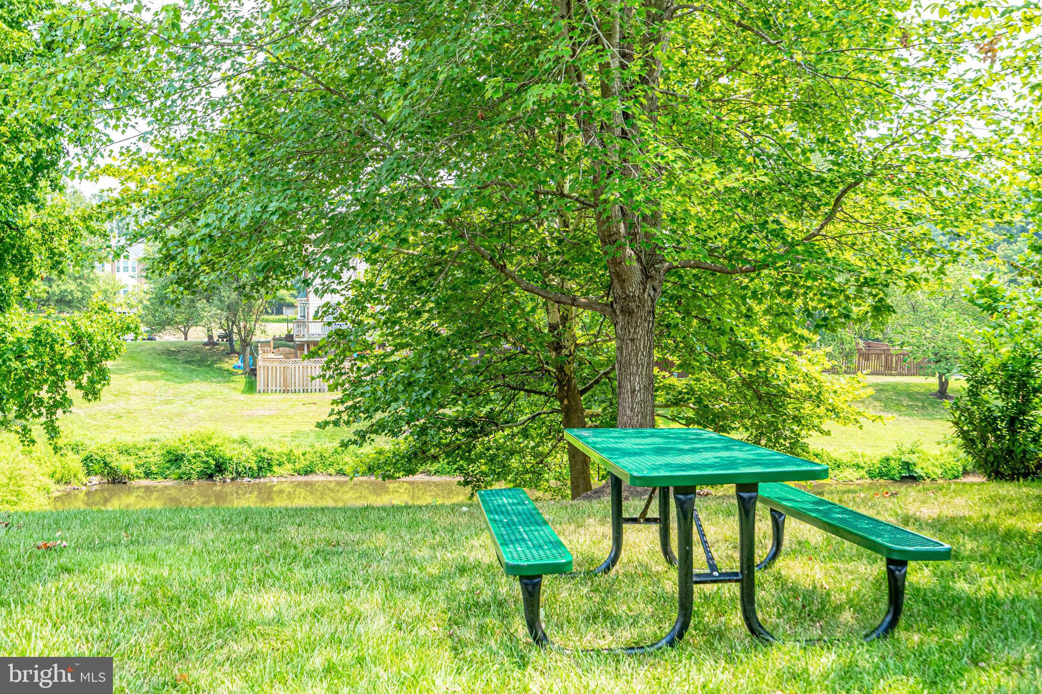 TIERS AT MANCHESTER LAKE - Residential