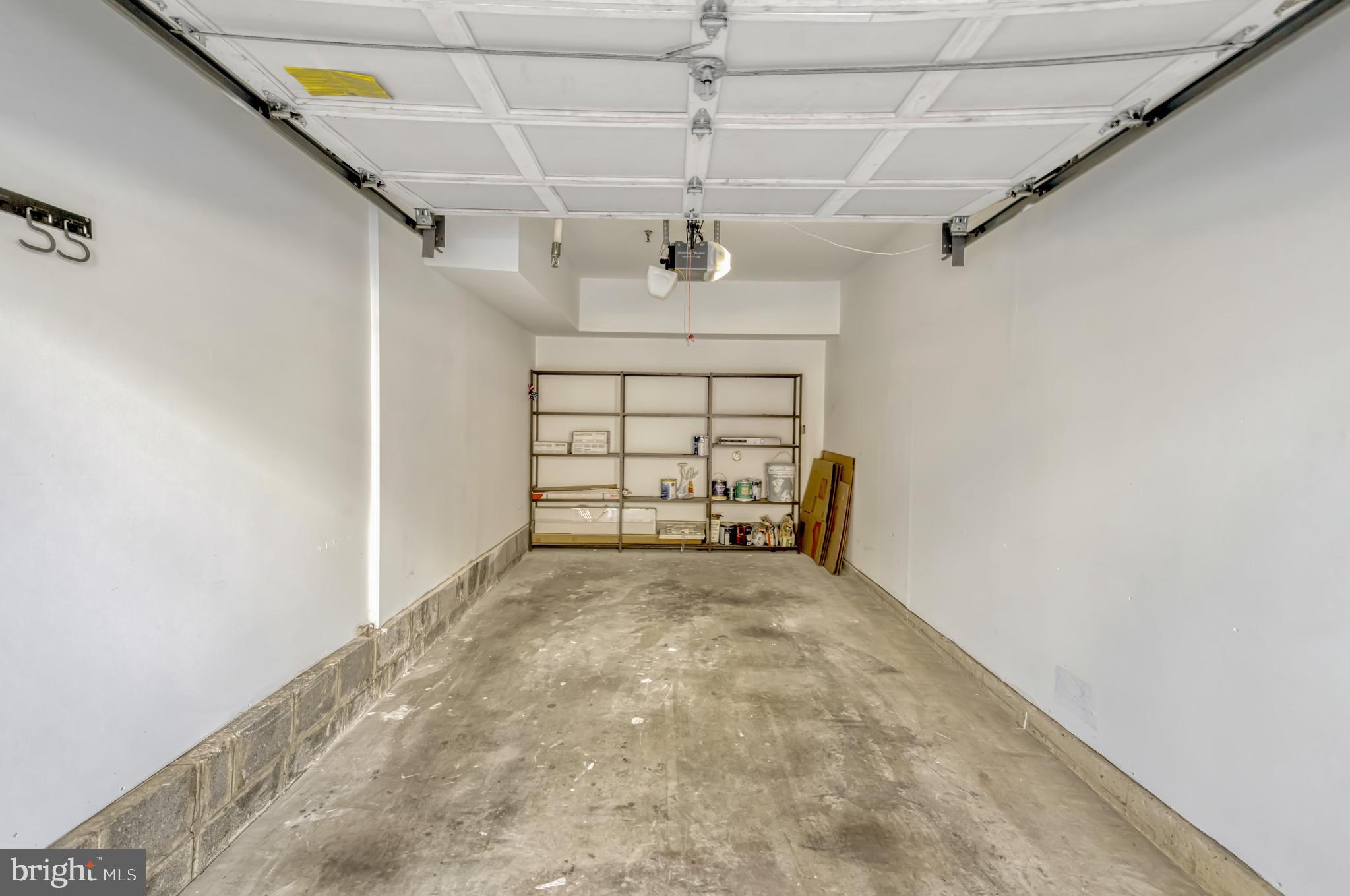 TIERS AT MANCHESTER LAKE - Residential