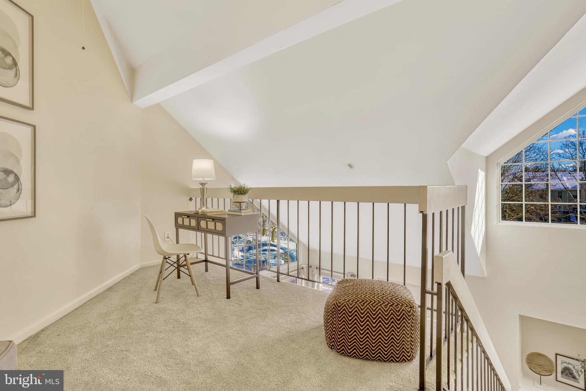 TIERS AT MANCHESTER LAKE - Residential