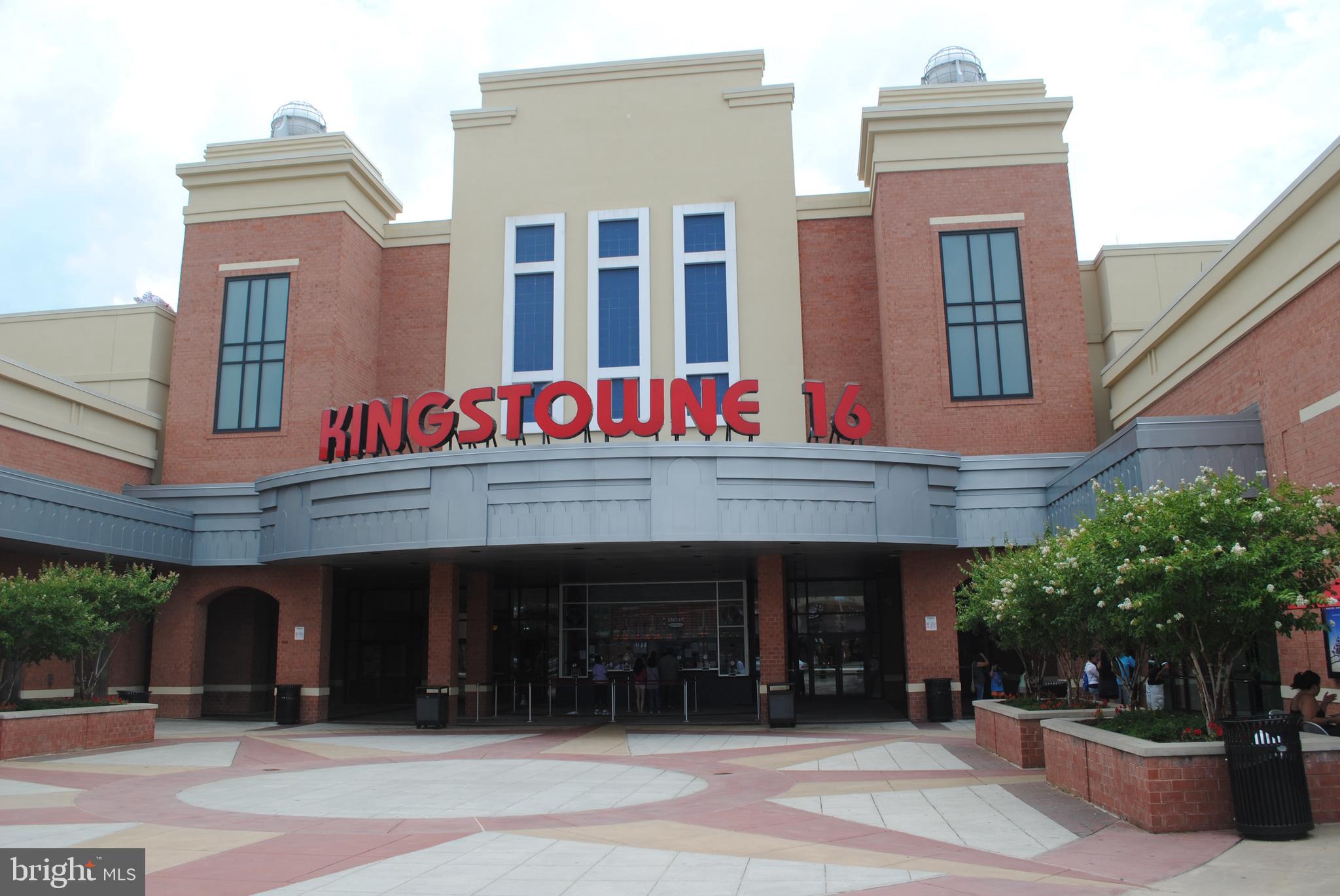 TIERS AT MANCHESTER LAKE - Residential