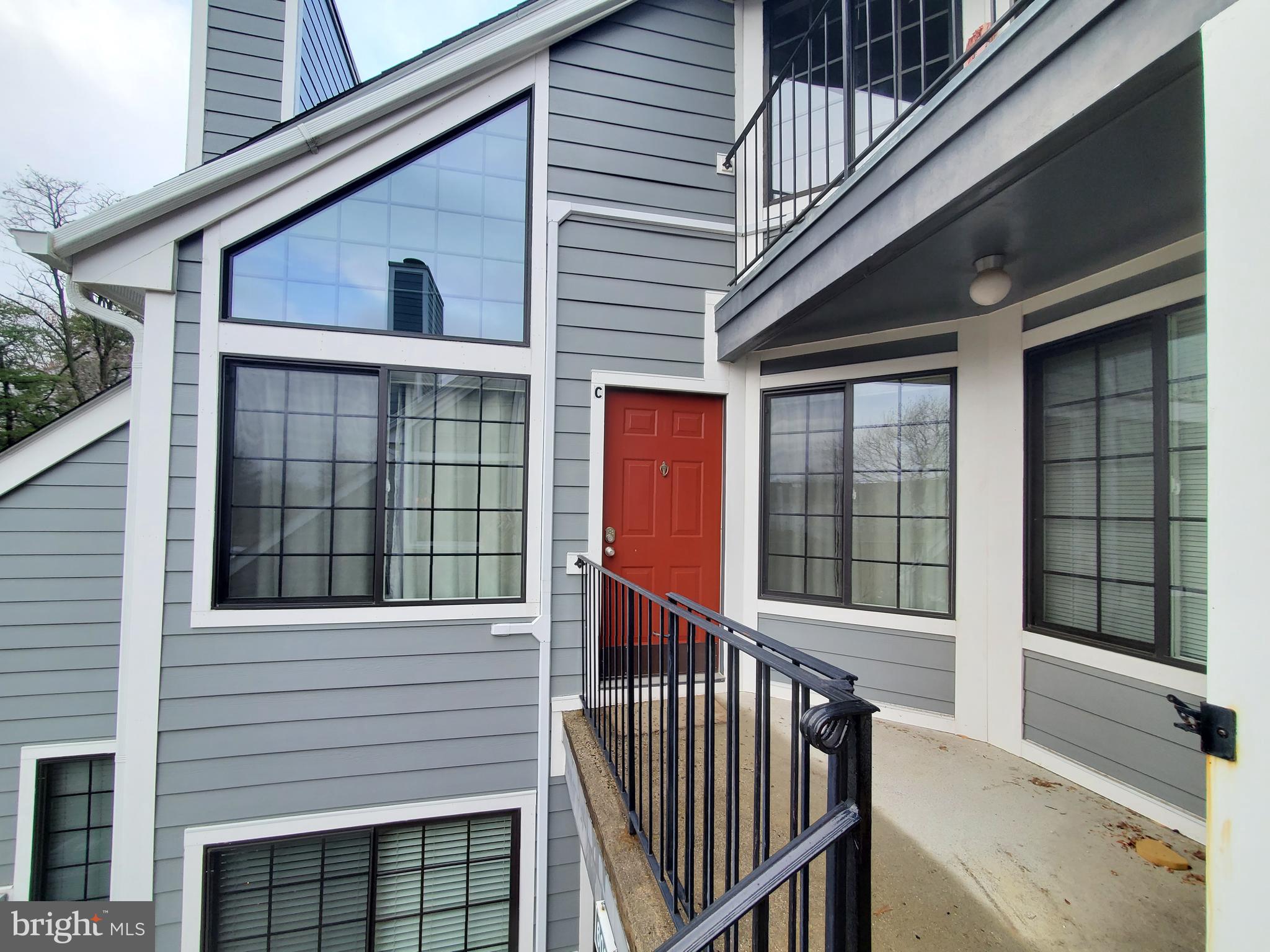 TIERS AT MANCHESTER LAKE - Residential