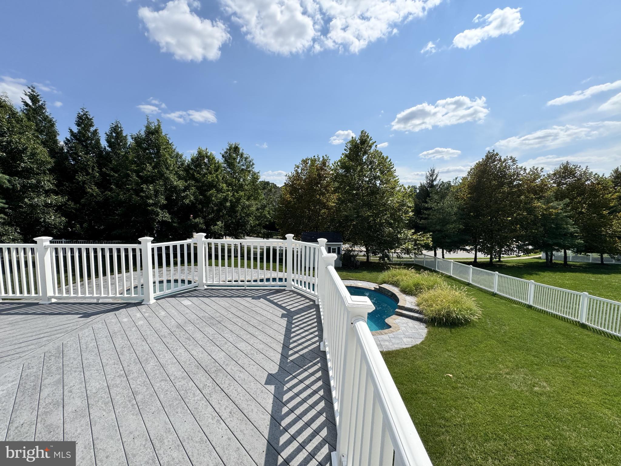 STERLING GLEN - Residential