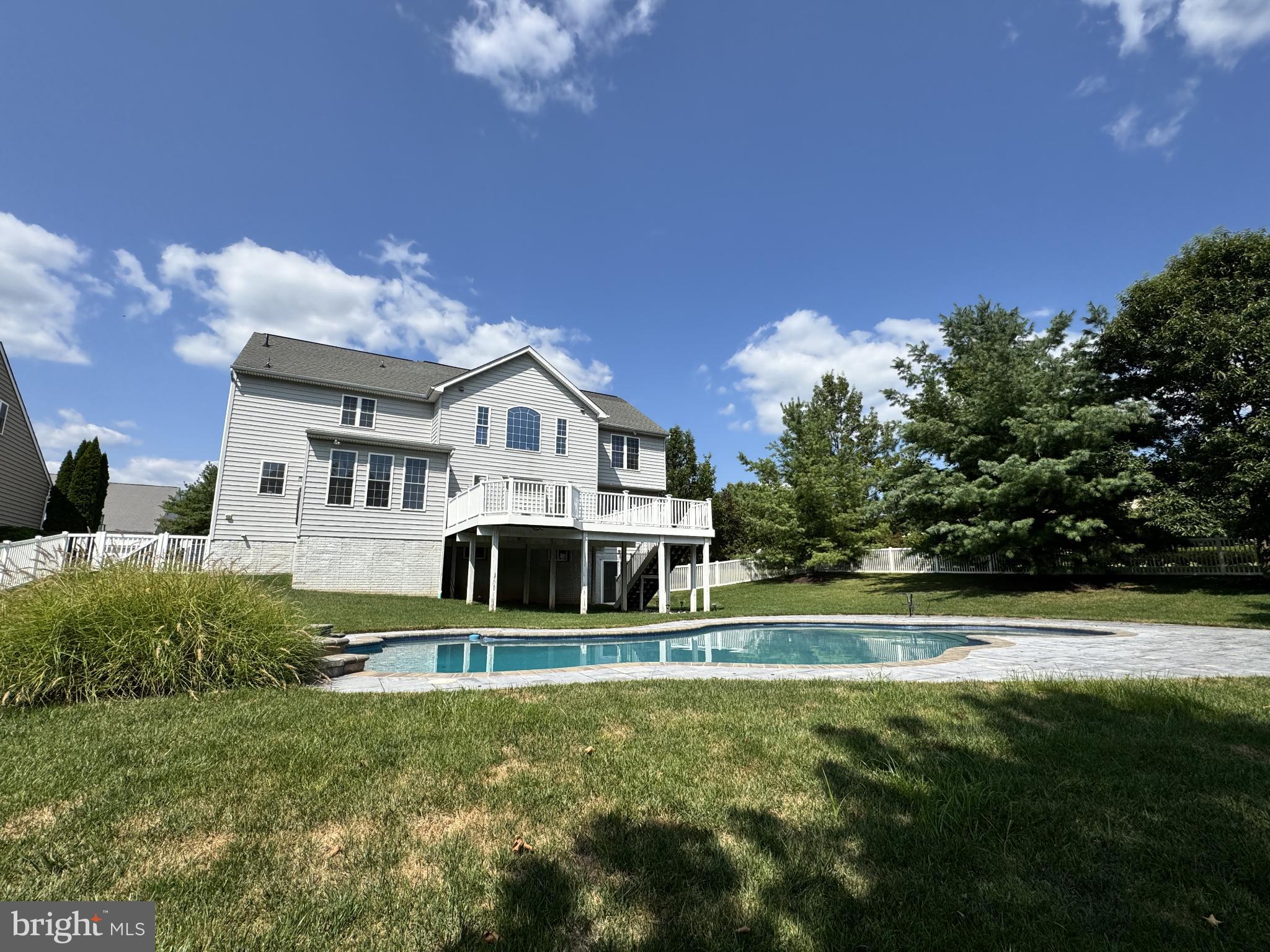 STERLING GLEN - Residential