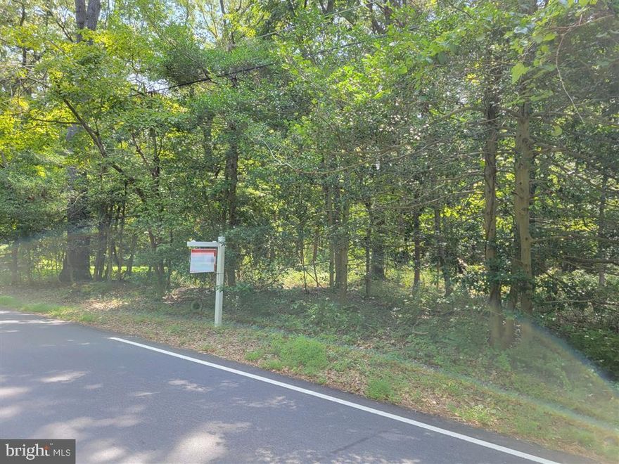 Convenient to Annapolis, Baltimore, Colombia, FT. Meade and Washington D.C., this premium lot is situated adjacent to a state park.  A local boat/yacht club/community pool is within walking distance (membership required).  This is where your dream home should be built. Previously perc tested, and approved for construction.