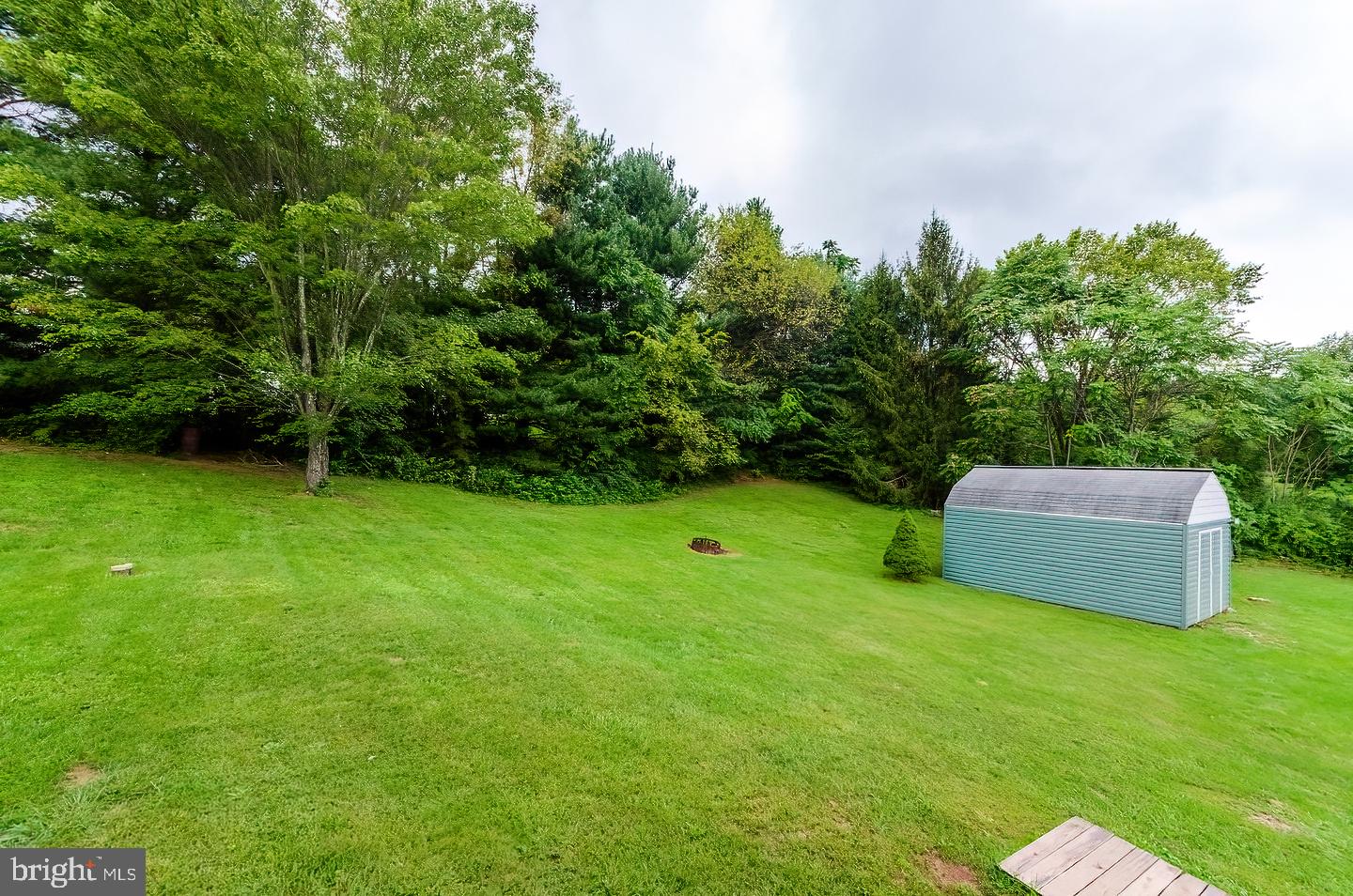 MEL-LON EAST - Residential