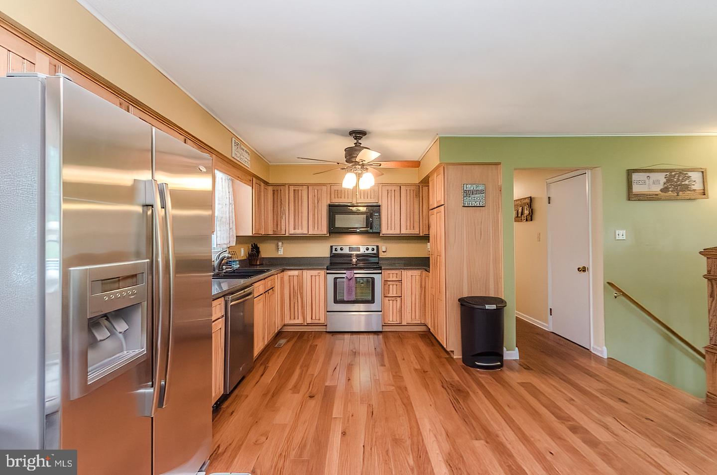 MEL-LON EAST - Residential