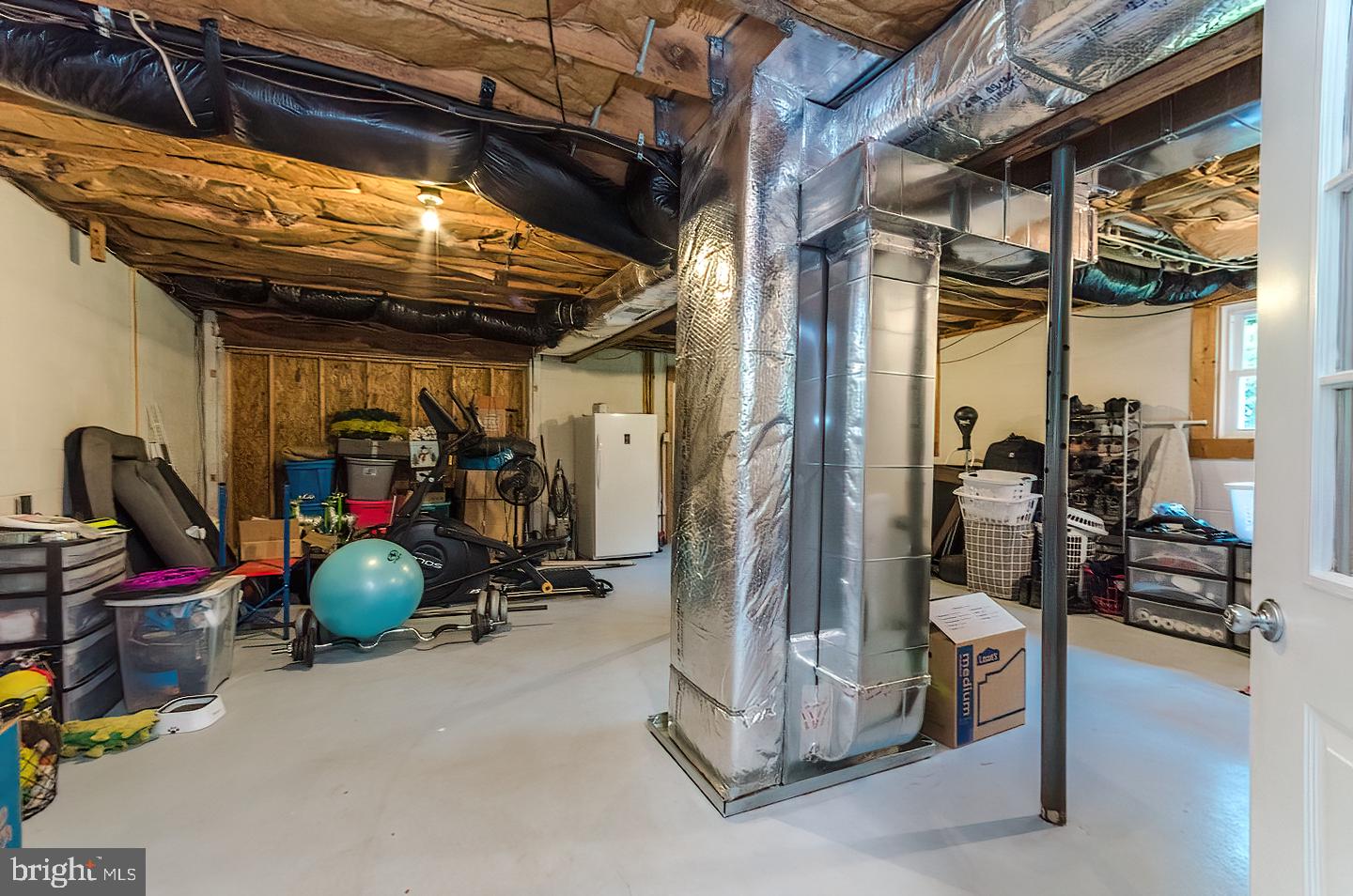 MEL-LON EAST - Residential