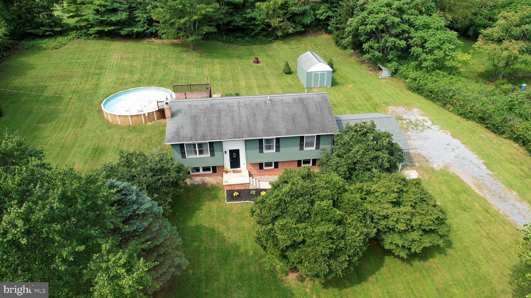 MEL-LON EAST - Residential