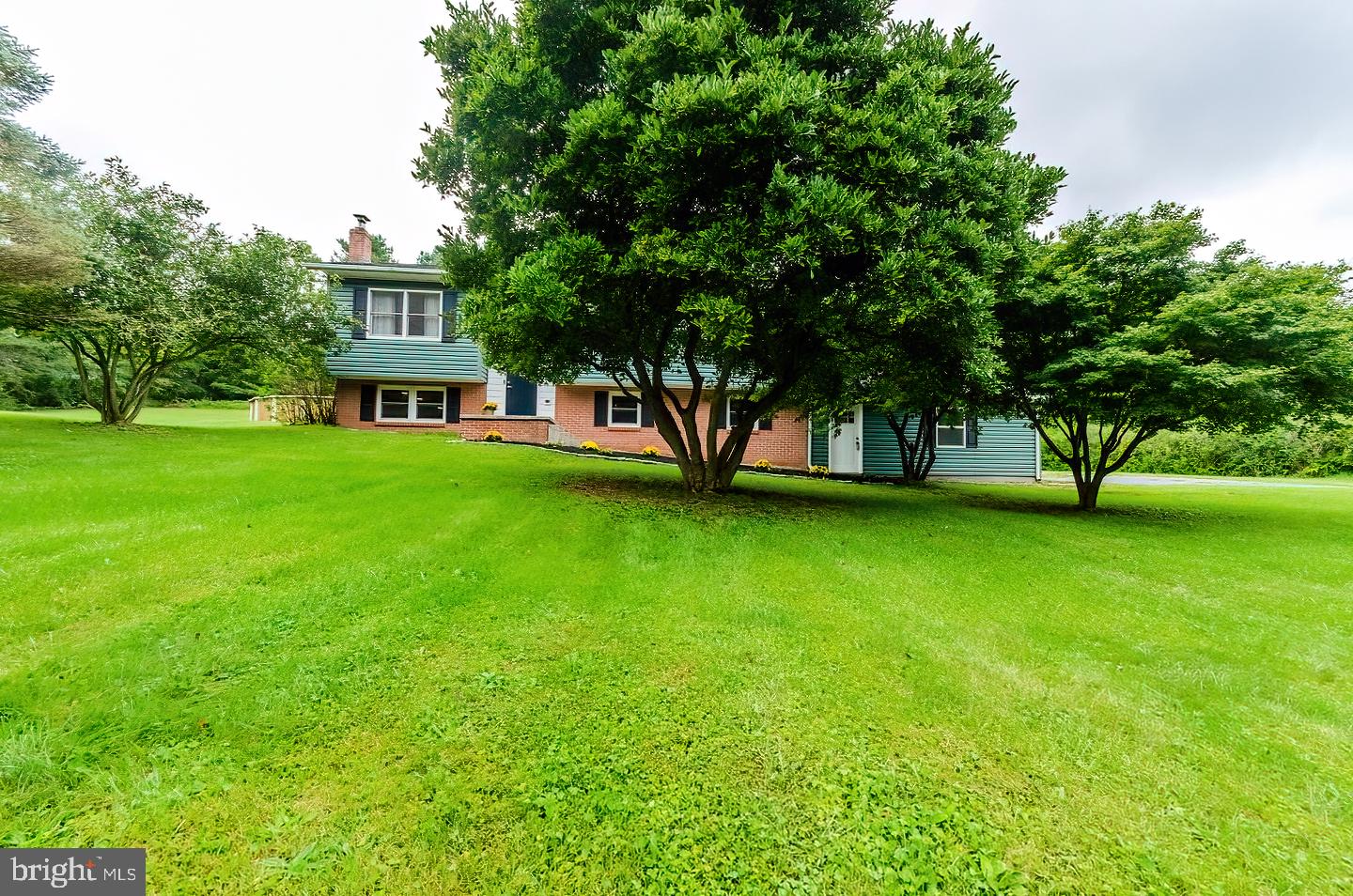 MEL-LON EAST - Residential