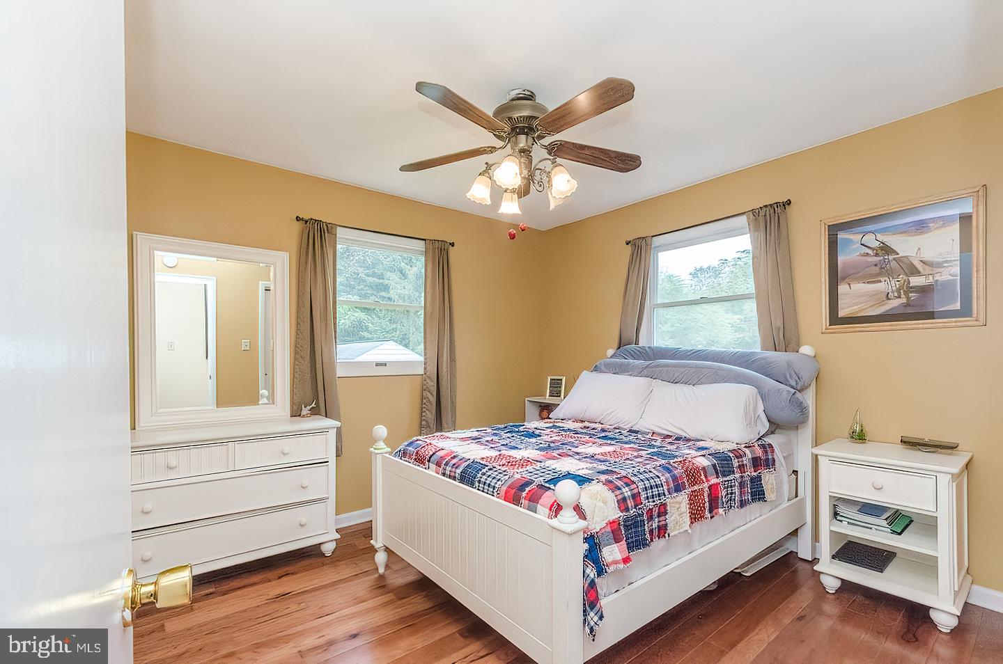 MEL-LON EAST - Residential