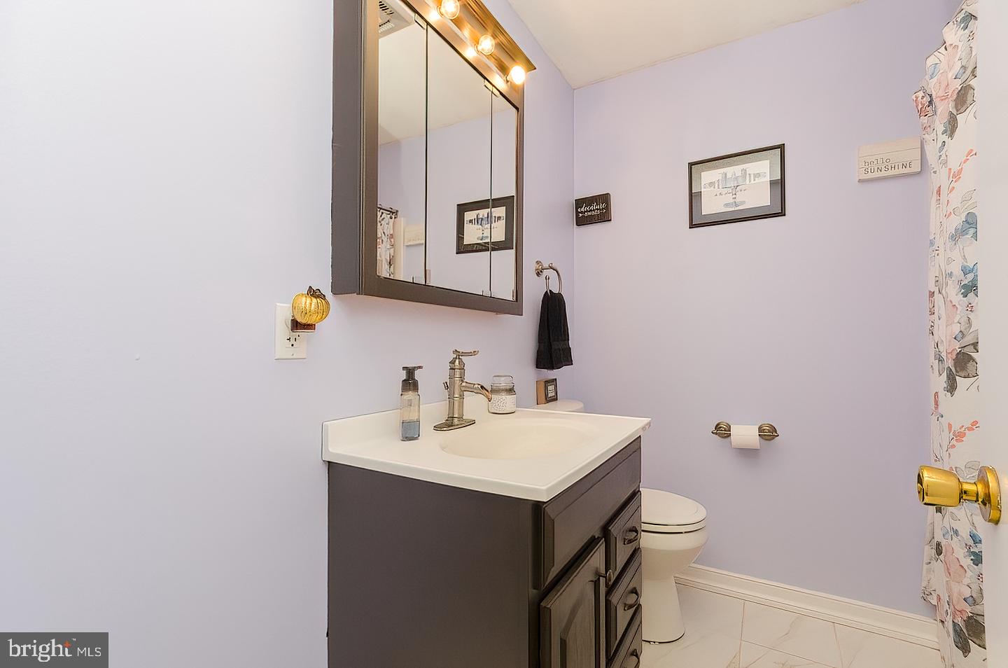 MEL-LON EAST - Residential